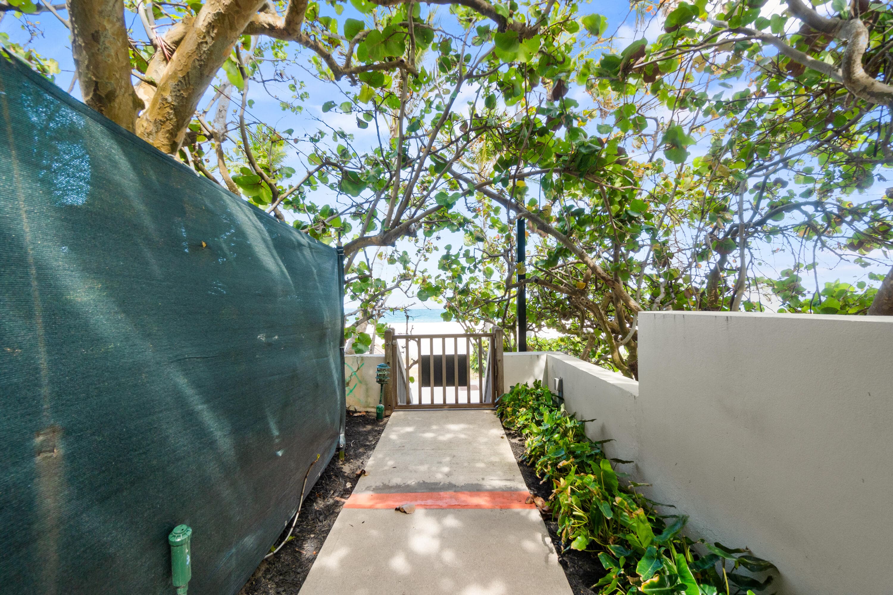 2335 S Ocean Boulevard C9, Palm Beach, FL 33480 — photo 46 of 55