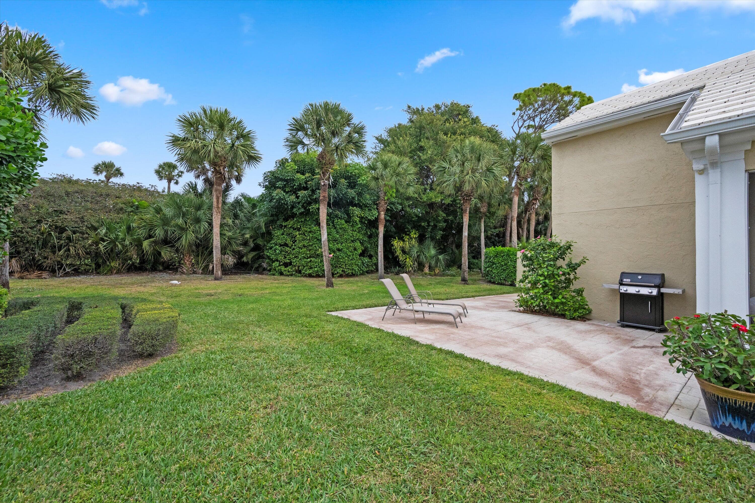 9221 Heathridge Drive, West Palm Beach, FL 33411 — photo 23 of 42