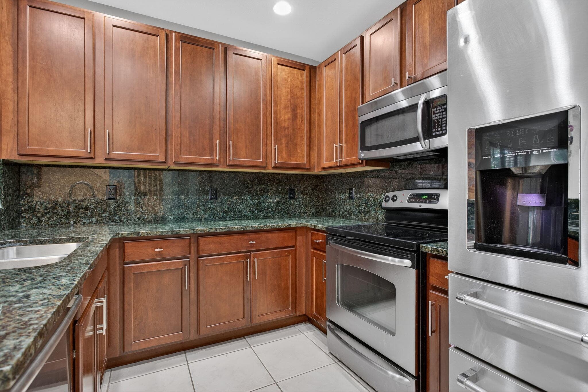 4751 Grand Cypress Circle N, Coconut Creek, FL 33073 — photo 9 of 40