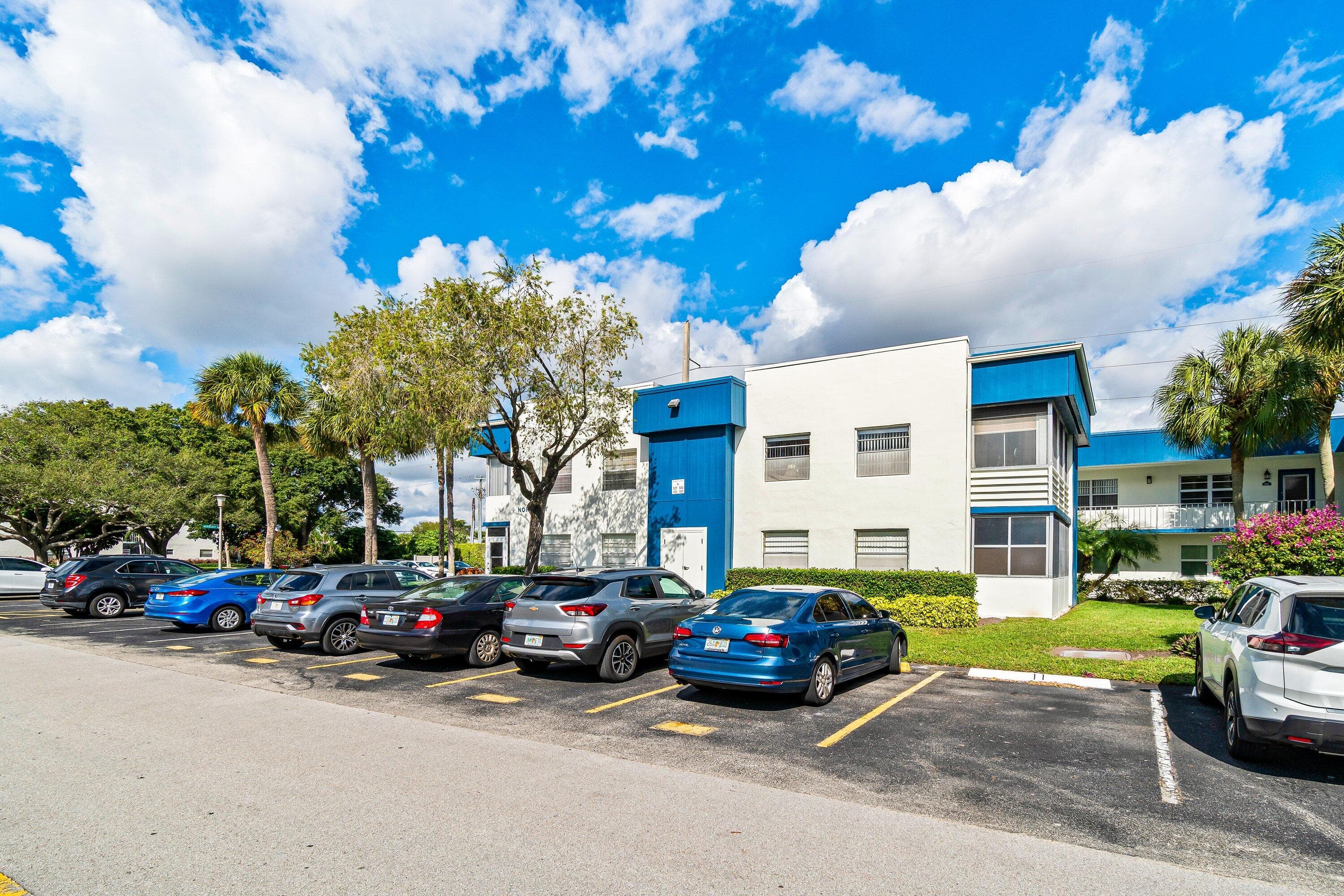 508 Normandy K 508, Delray Beach, FL 33484 — photo 1 of 25
