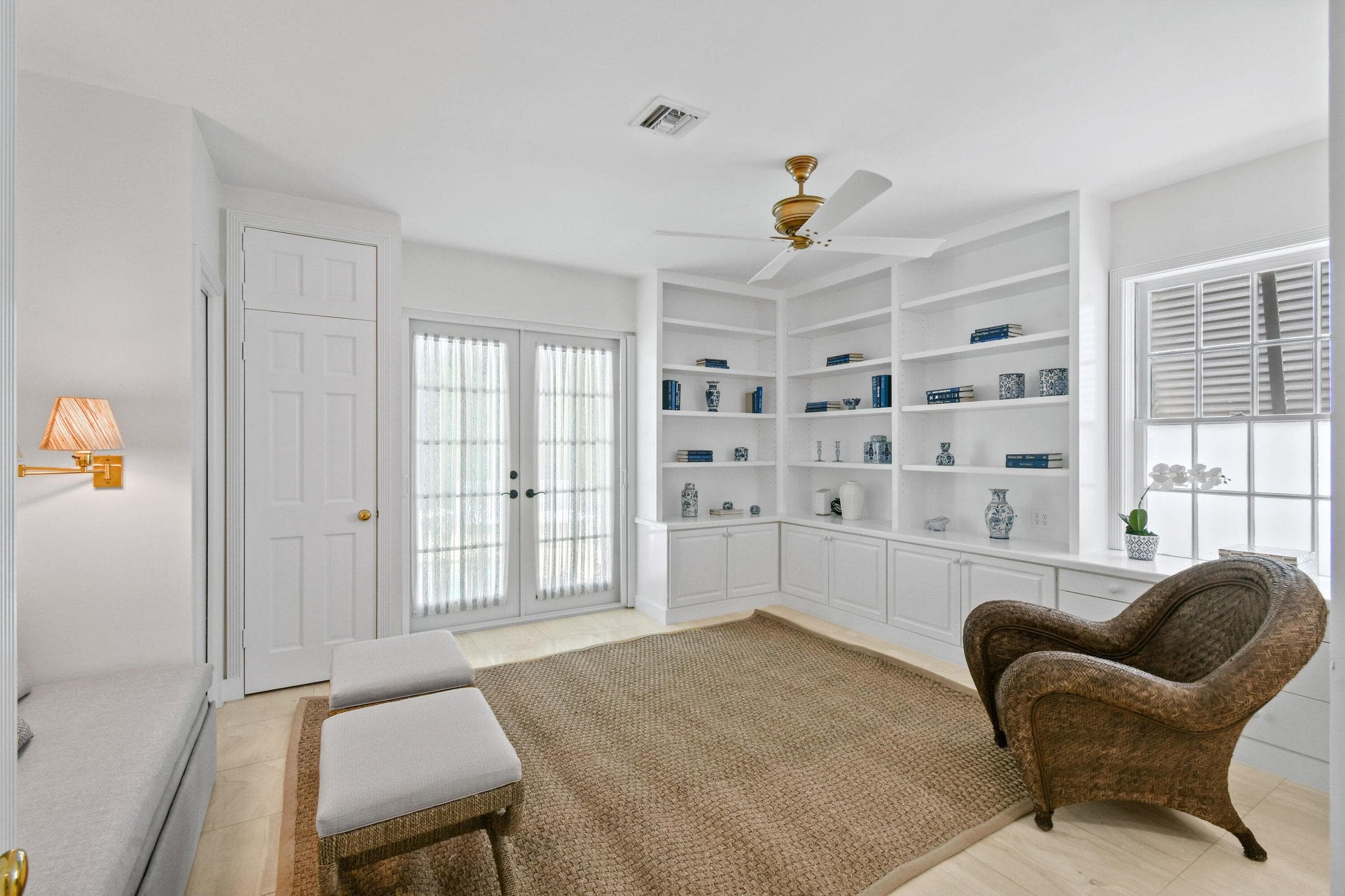 117 Via Vizcaya, Palm Beach, FL 33480 — photo 13 of 21