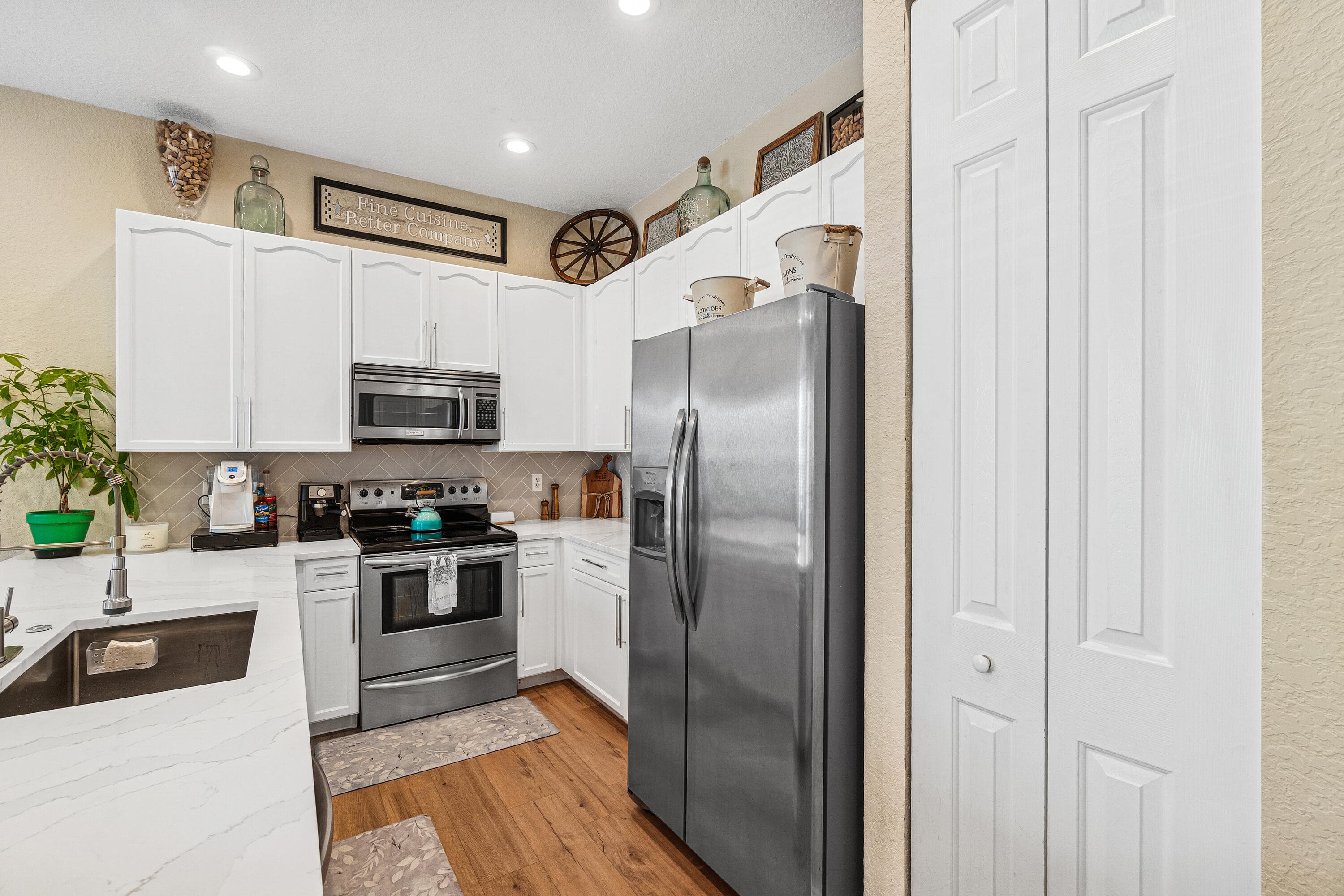 510 NW 24th Avenue, Boynton Beach, FL 33426 — photo 14 of 38