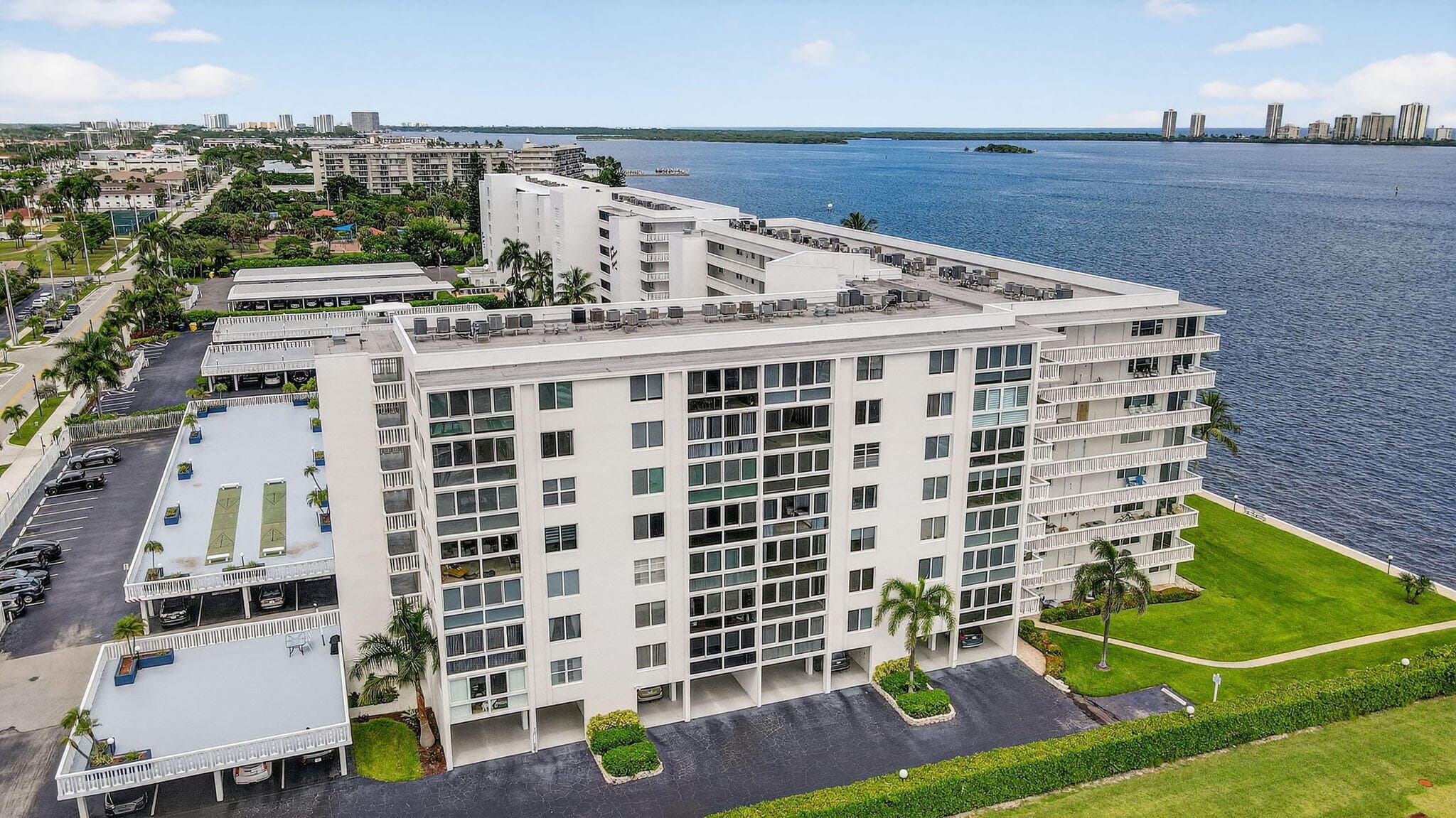 301 Lake Shore Drive 711, Lake Park, FL 33403 — photo 6 of 59