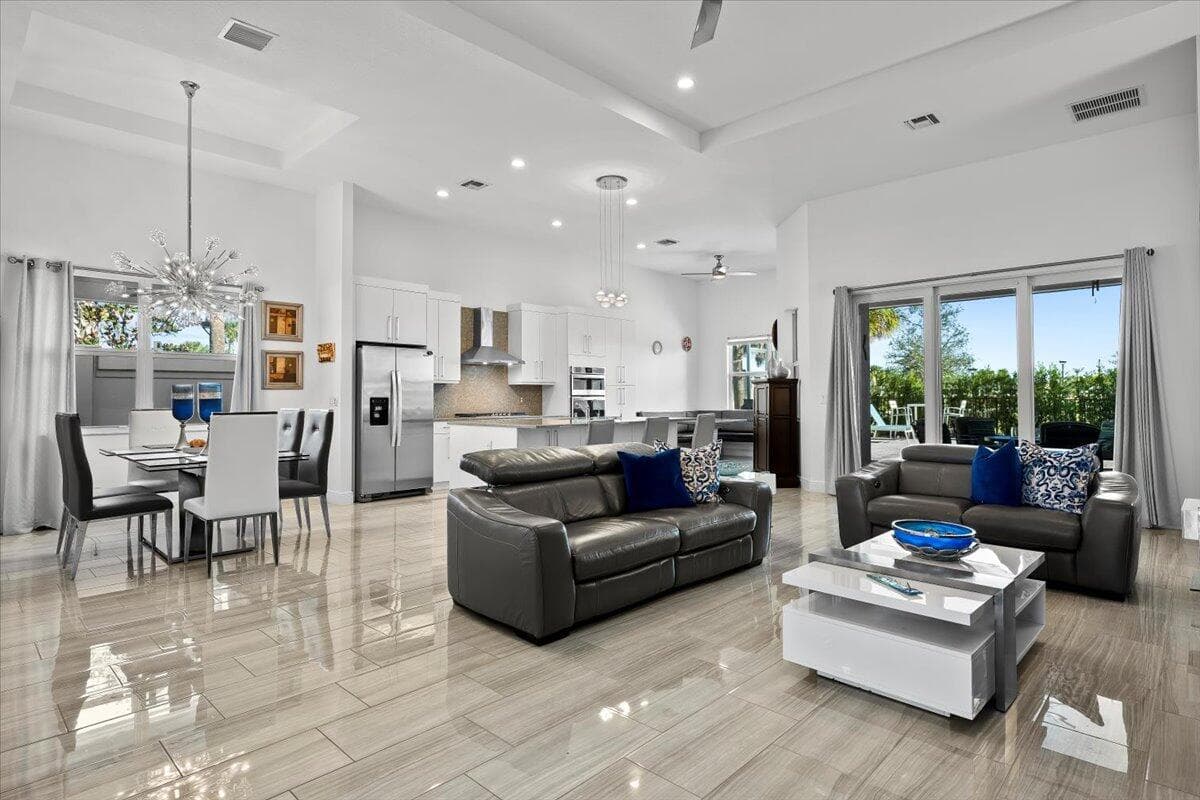 12454 Nautilus Circle, Palm Beach Gardens, FL 33412 — photo 1 of 39