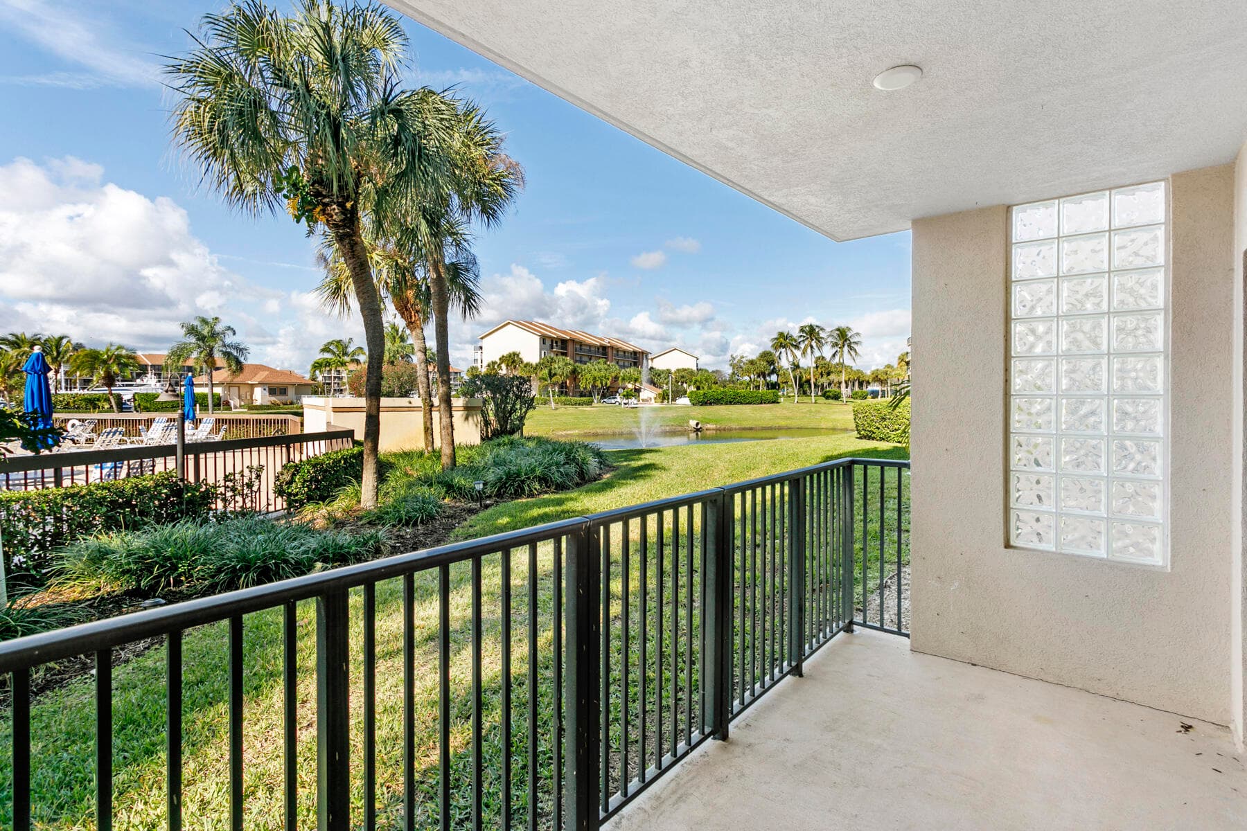601 Seafarer Circle 101, Jupiter, FL 33477 — photo 17 of 32