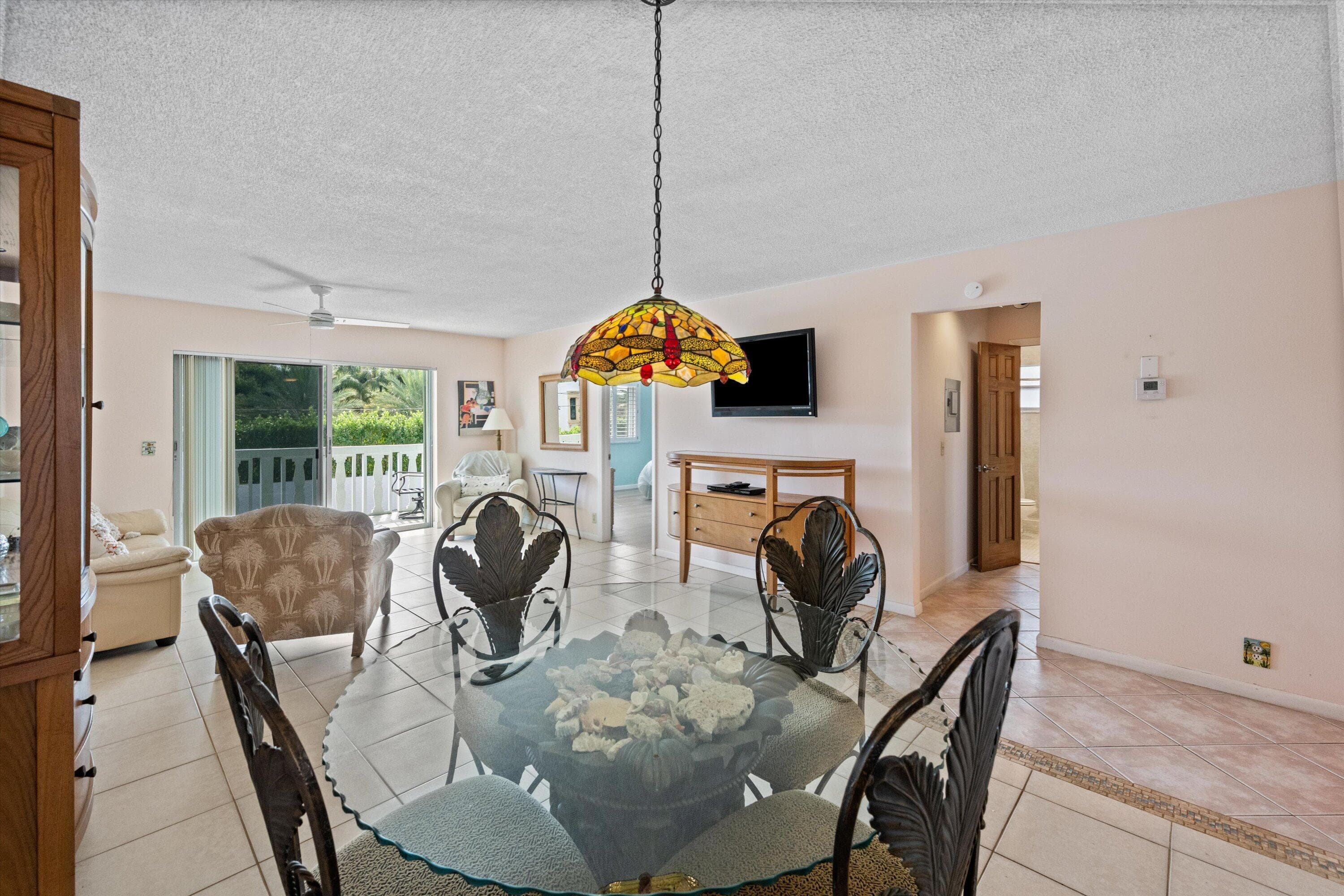 421 S Lakeside Drive 10, Lake Worth Beach, FL 33460 — photo 4 of 32