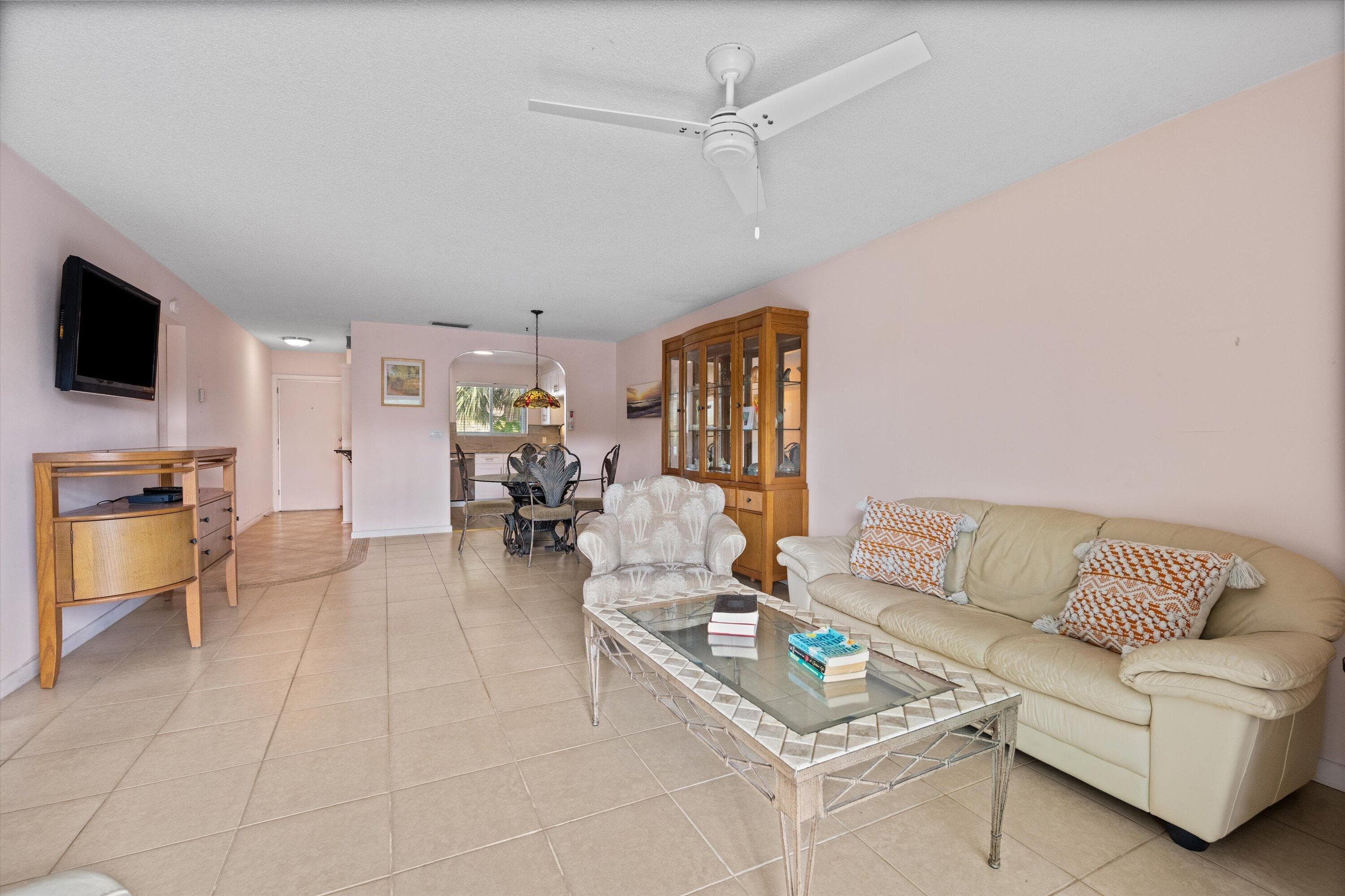 421 S Lakeside Drive 10, Lake Worth Beach, FL 33460 — photo 8 of 32