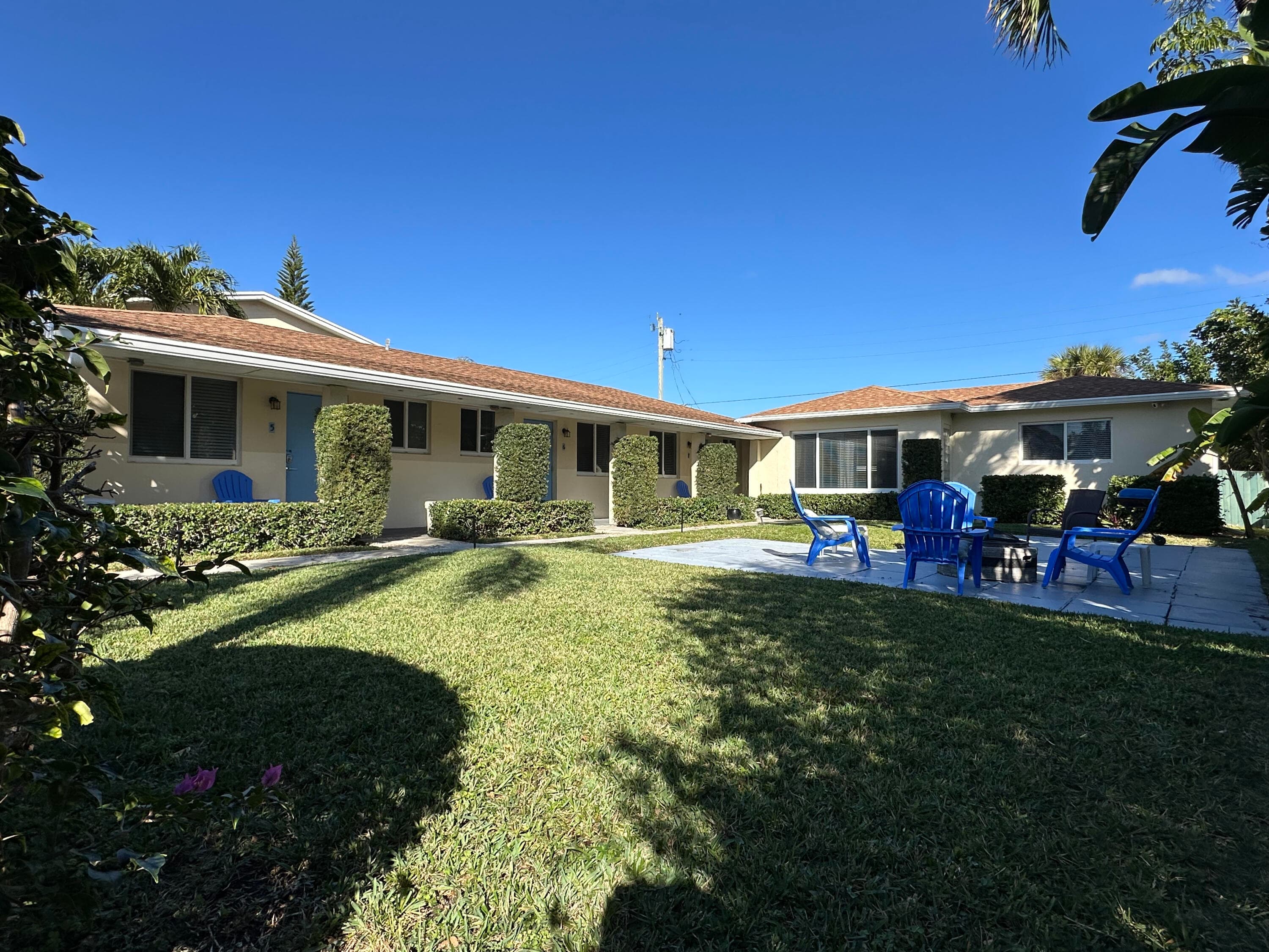 1258 Beach Road 7, Singer Island, FL 33404 — photo 2 of 17