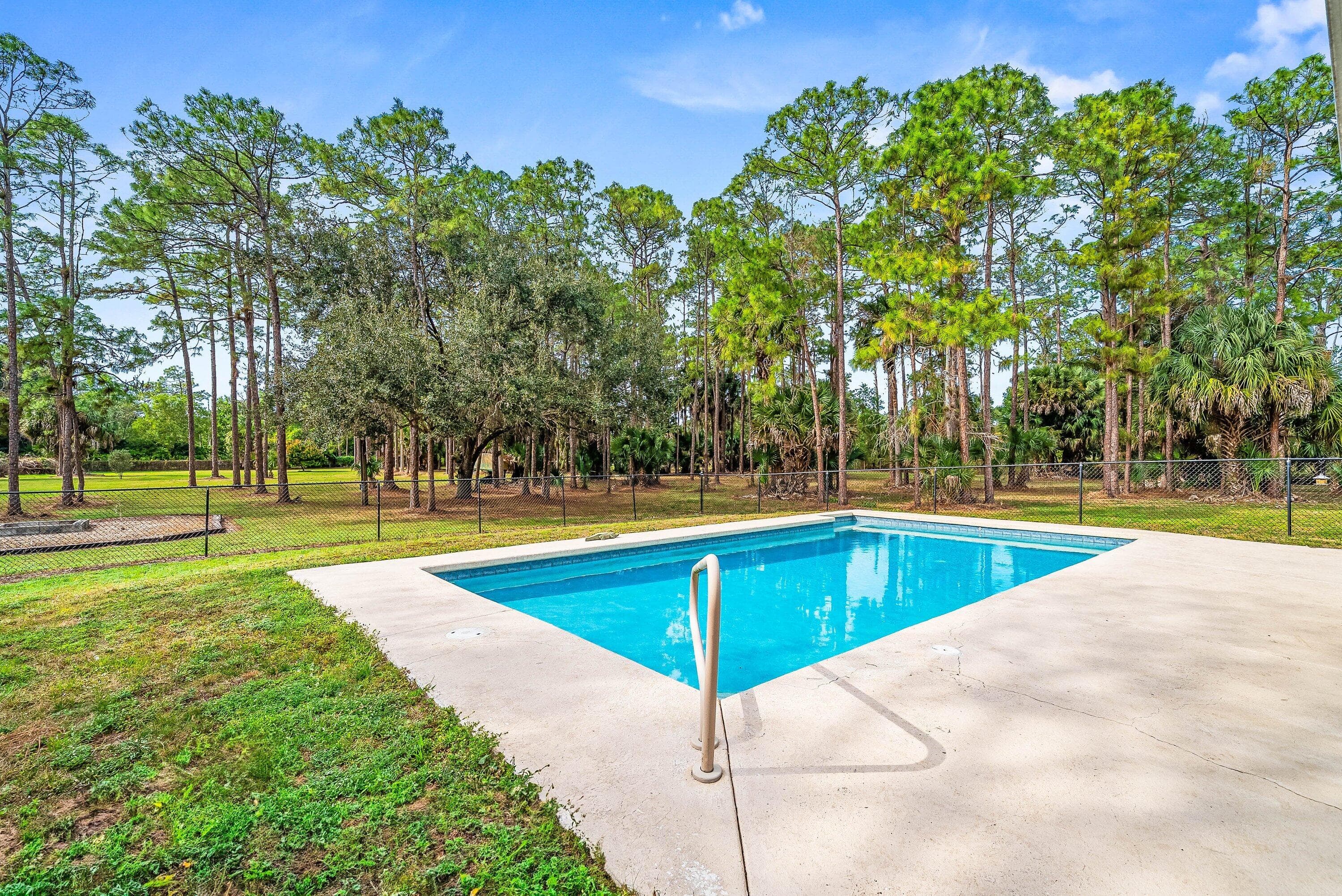 2195 F Road, Loxahatchee Groves, FL 33470 — photo 24 of 54