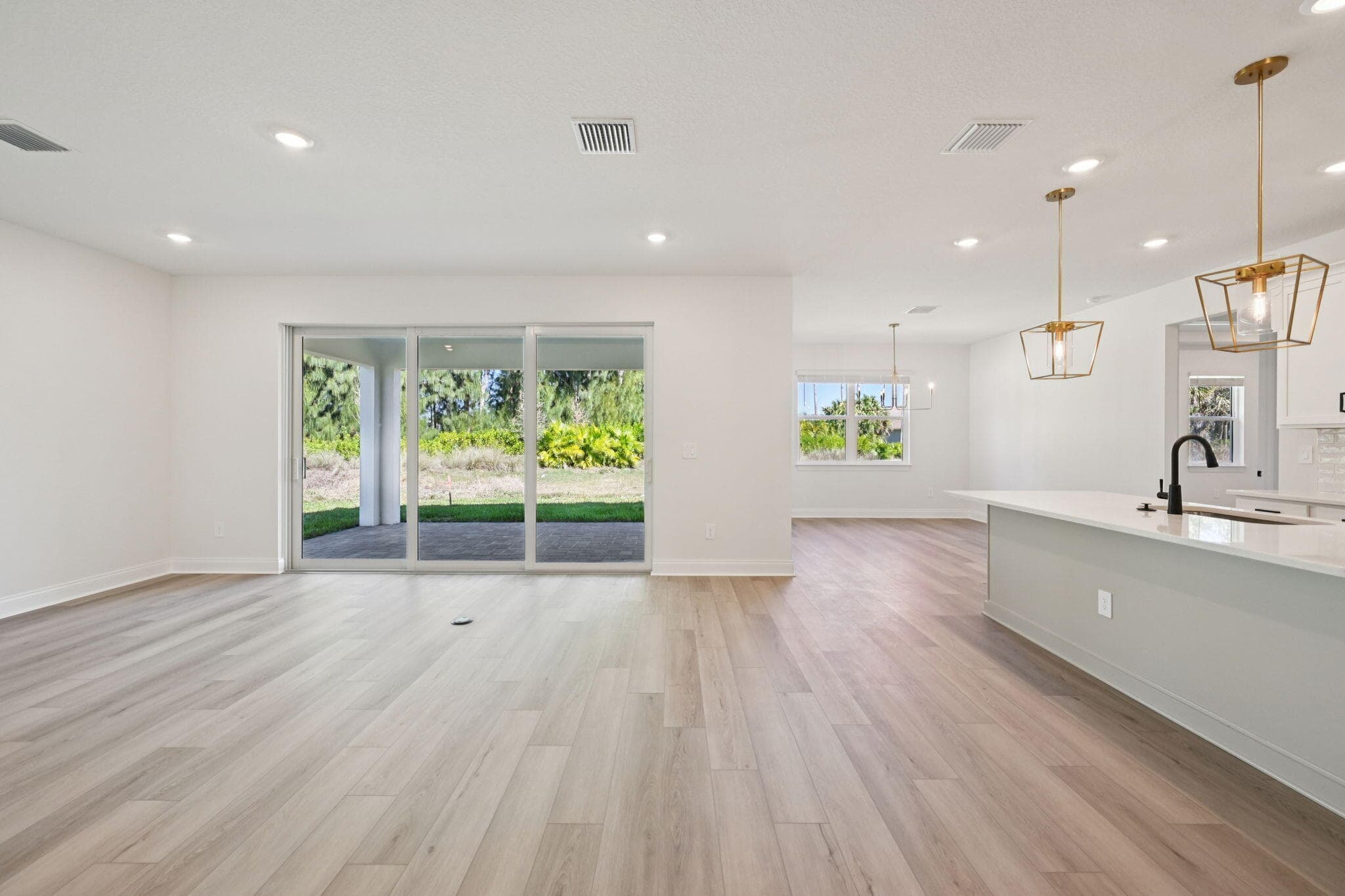 5633 Hampton Park Circle, Vero Beach, FL 32966 — photo 6 of 37