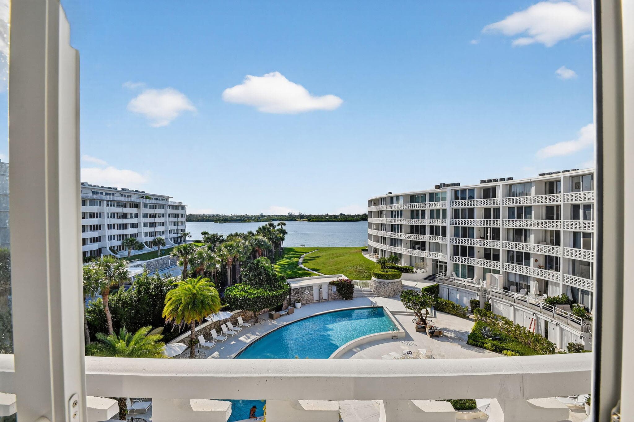 2760 S Ocean Boulevard 417, Palm Beach, FL 33480 — photo 63 of 65