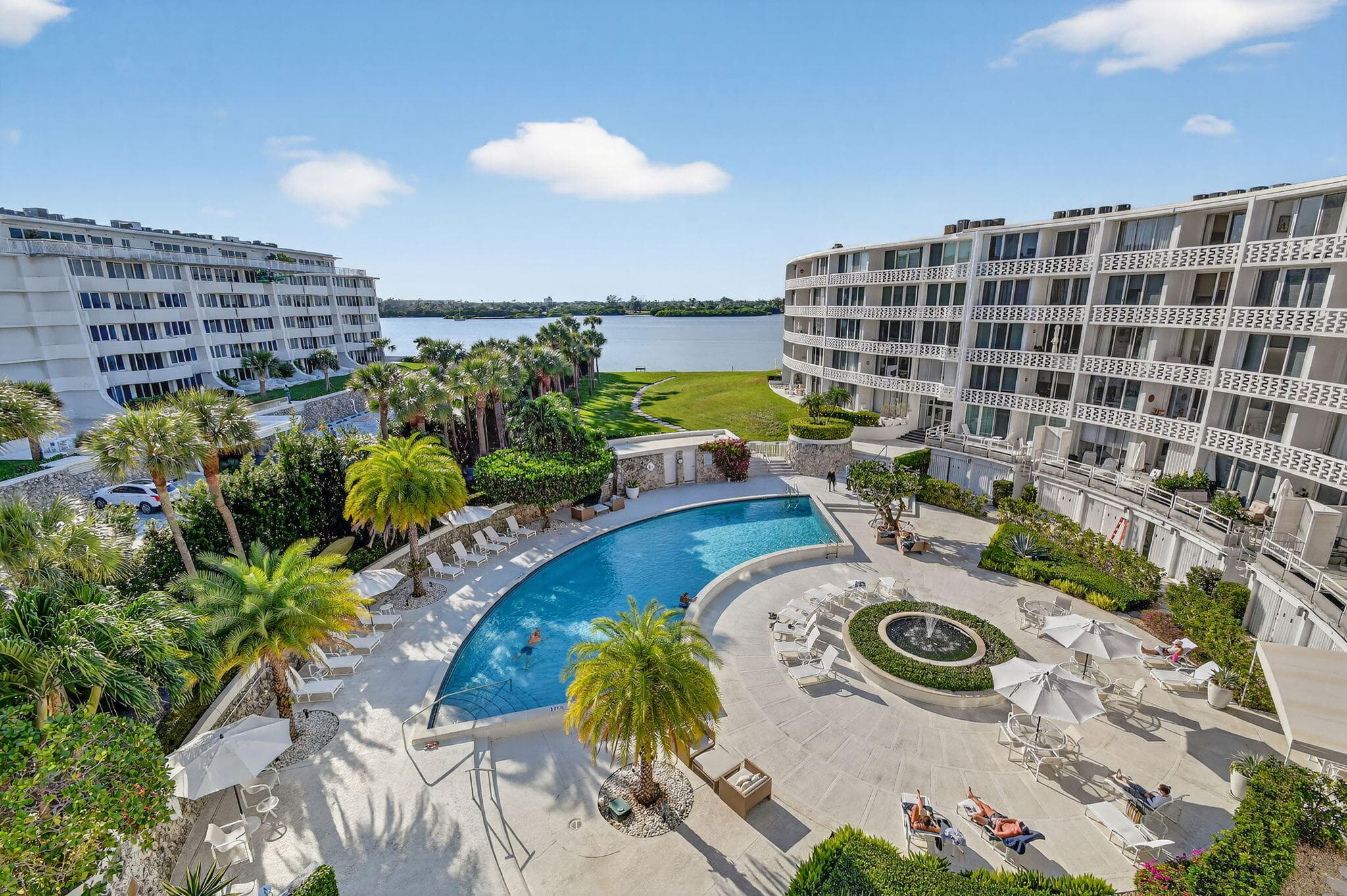 2760 S Ocean Boulevard 417, Palm Beach, FL 33480 — photo 26 of 65