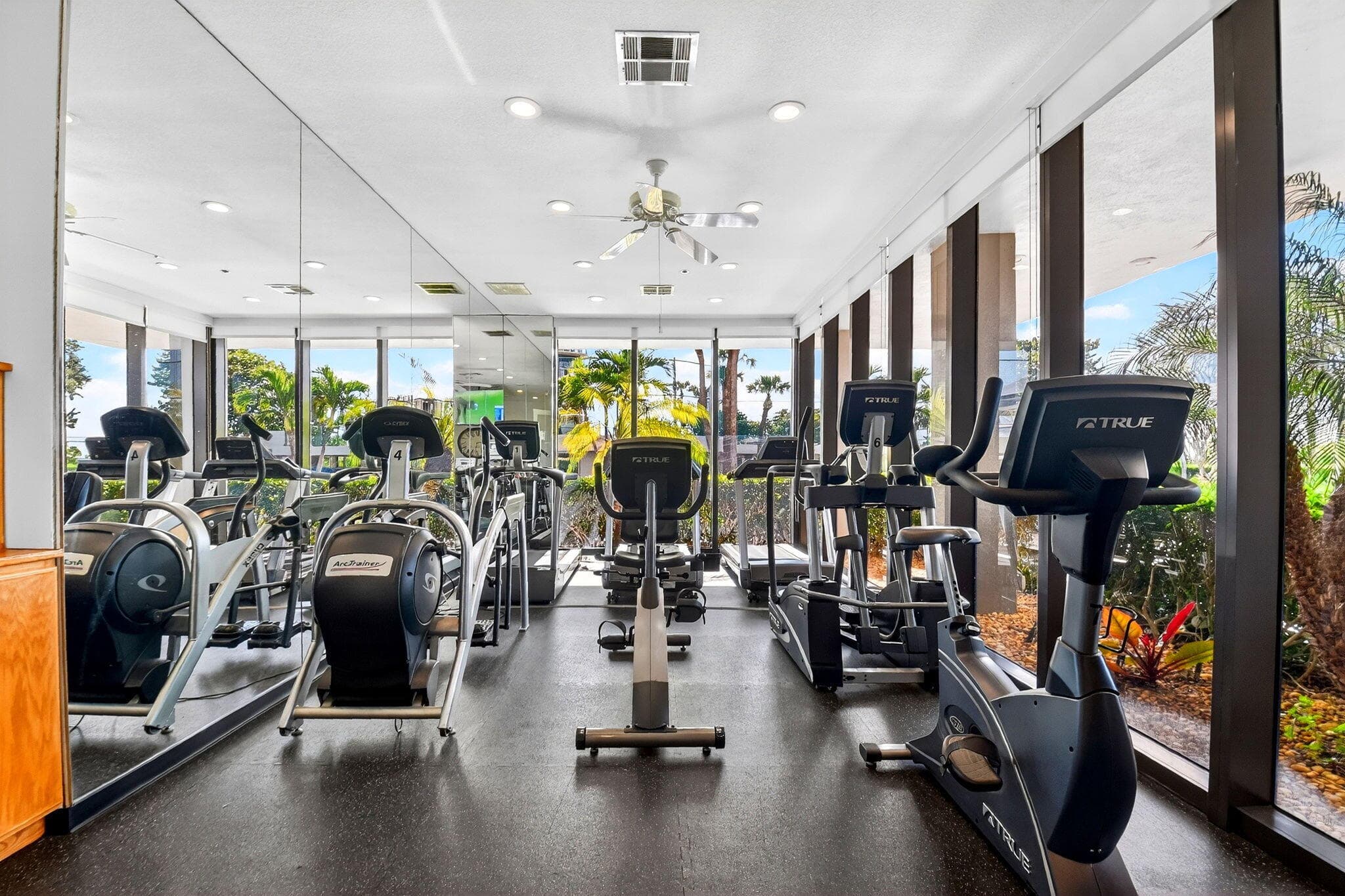 5510 N Ocean Drive 22d, Singer Island, FL 33404 — photo 27 of 39