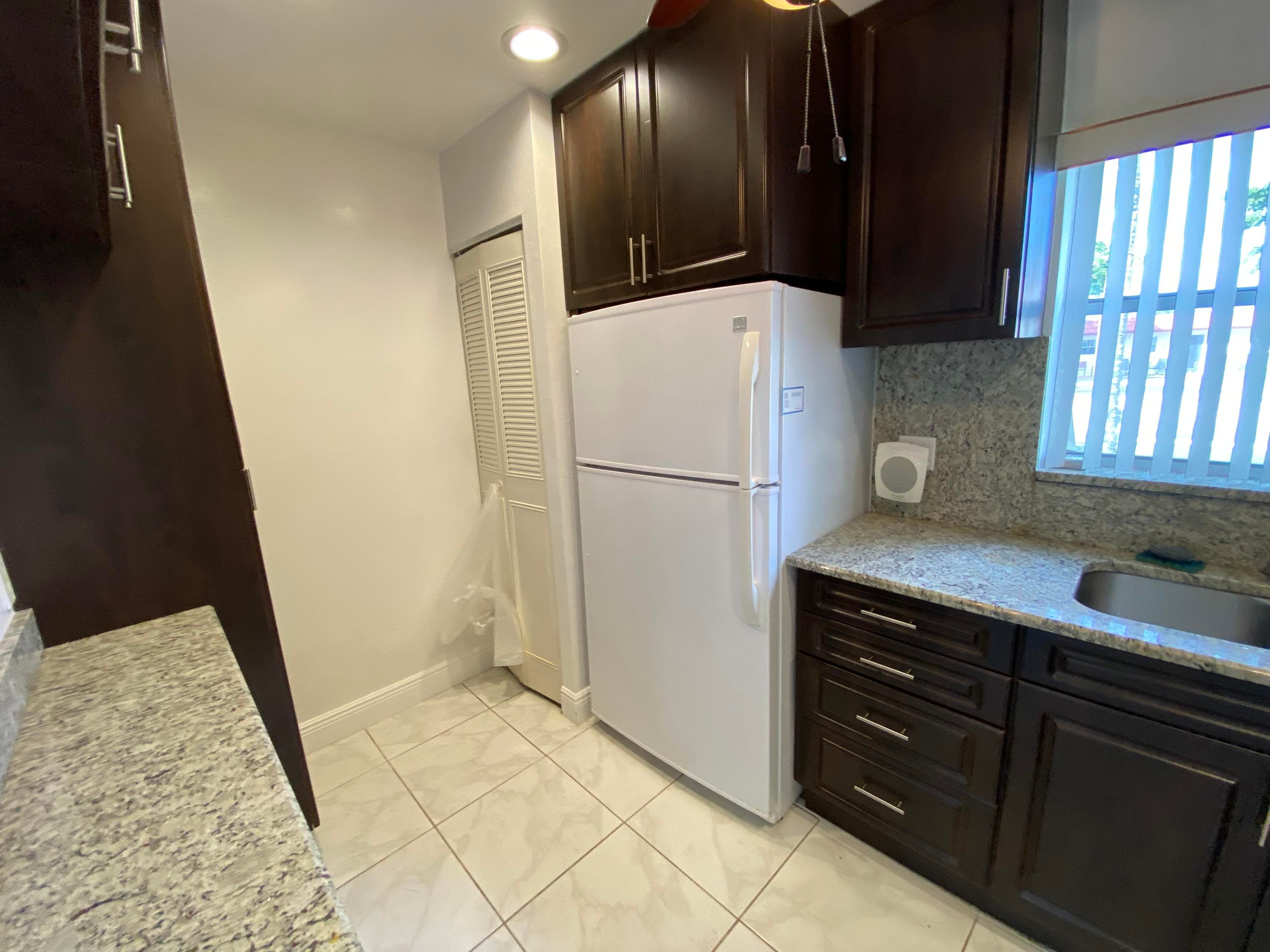 138 Lake Frances Drive, West Palm Beach, FL 33411 — photo 3 of 14