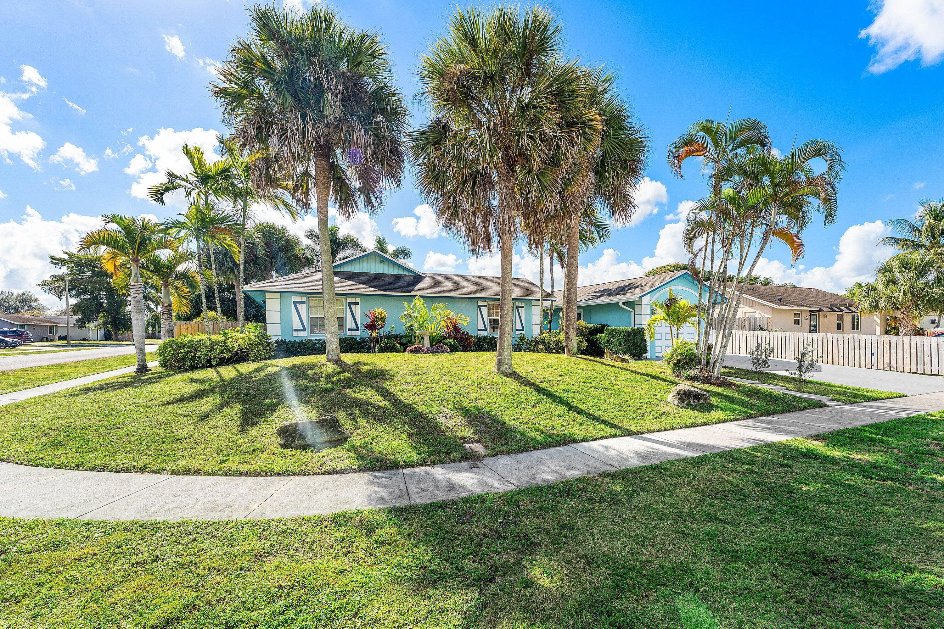 10290 Carmen Lane, Royal Palm Beach, FL 33411 — photo 2 of 28