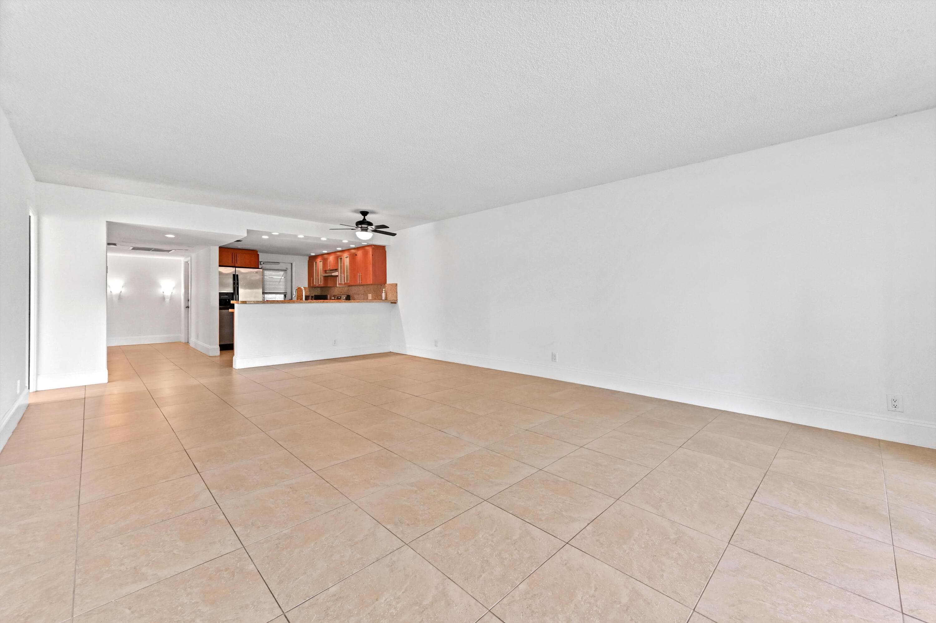 2851 S Palm Aire Drive 101, Pompano Beach, FL 33069 — photo 12 of 35