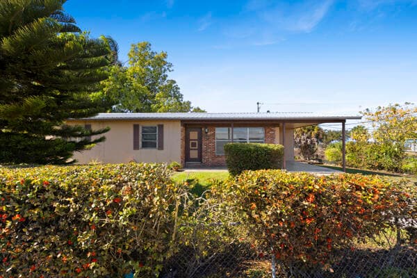 110 SW 12th Avenue, South Bay, FL 33493 — photo