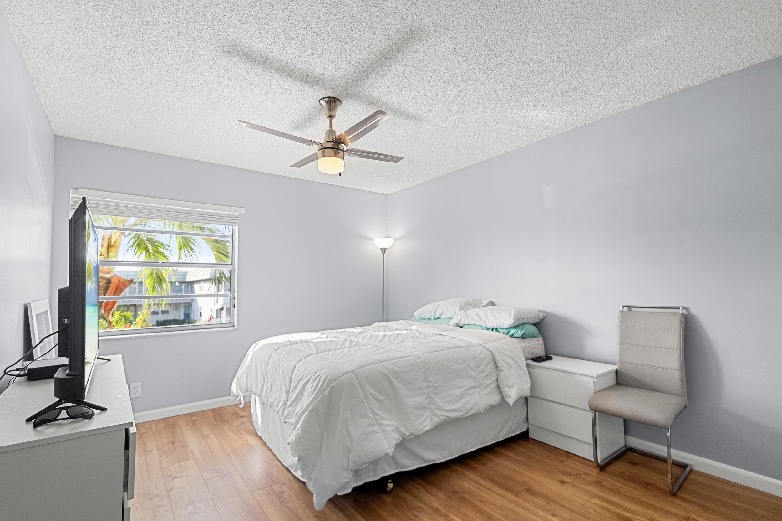 605 Flanders M, Delray Beach, FL 33484 — photo 14 of 48