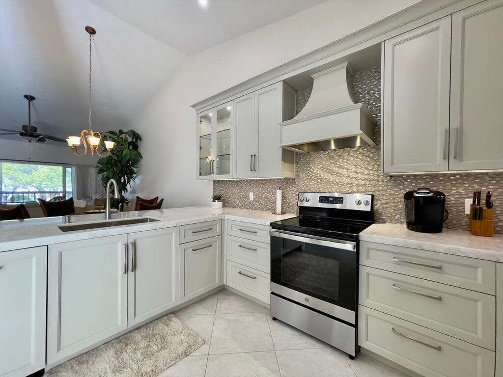 202 Cypress Point Drive 202, Palm Beach Gardens, FL 33418 — photo 7 of 30