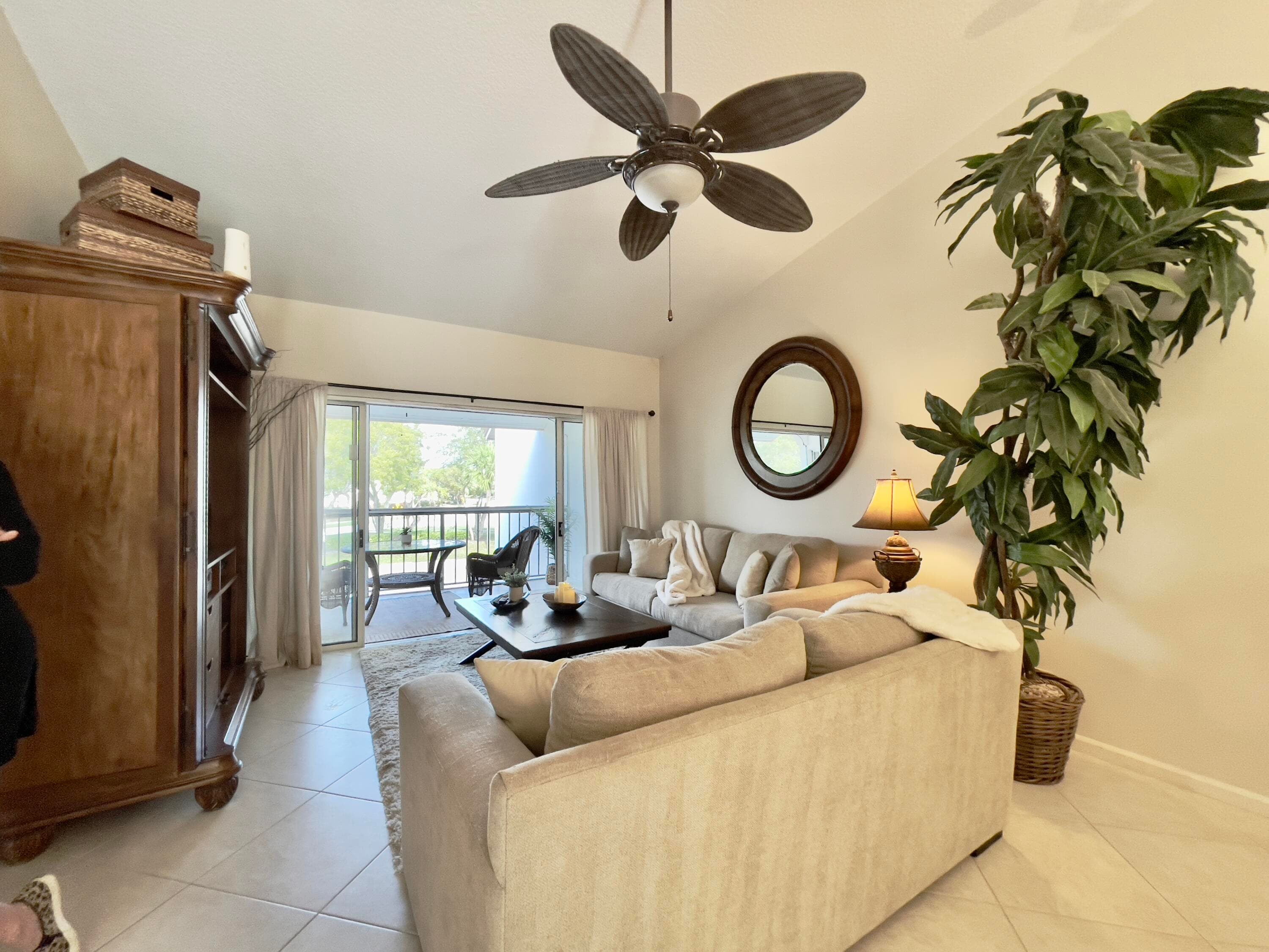 202 Cypress Point Drive 202, Palm Beach Gardens, FL 33418 — photo 14 of 30