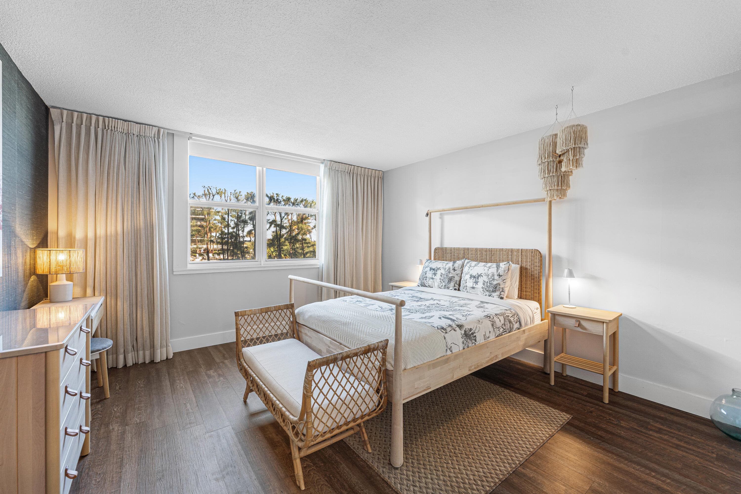 3450 S Ocean Boulevard 1050, Palm Beach, FL 33480 — photo 13 of 32
