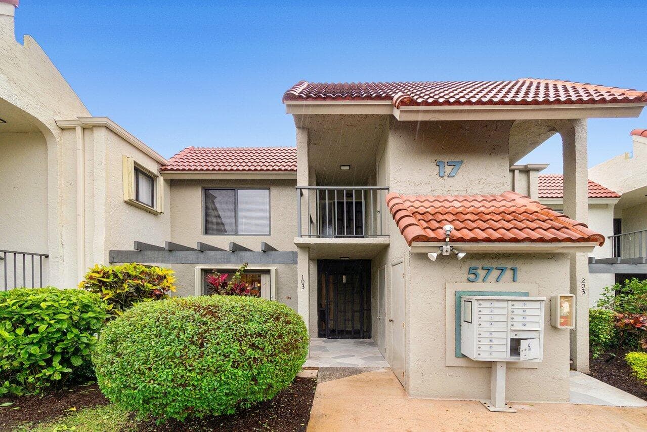 5771 Fairway Park Court 103, Boynton Beach, FL 33437 — photo 30 of 31