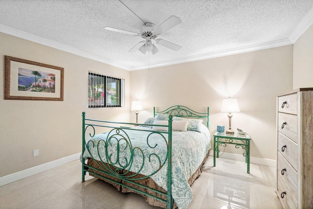 5771 Fairway Park Court 103, Boynton Beach, FL 33437 — photo 12 of 31