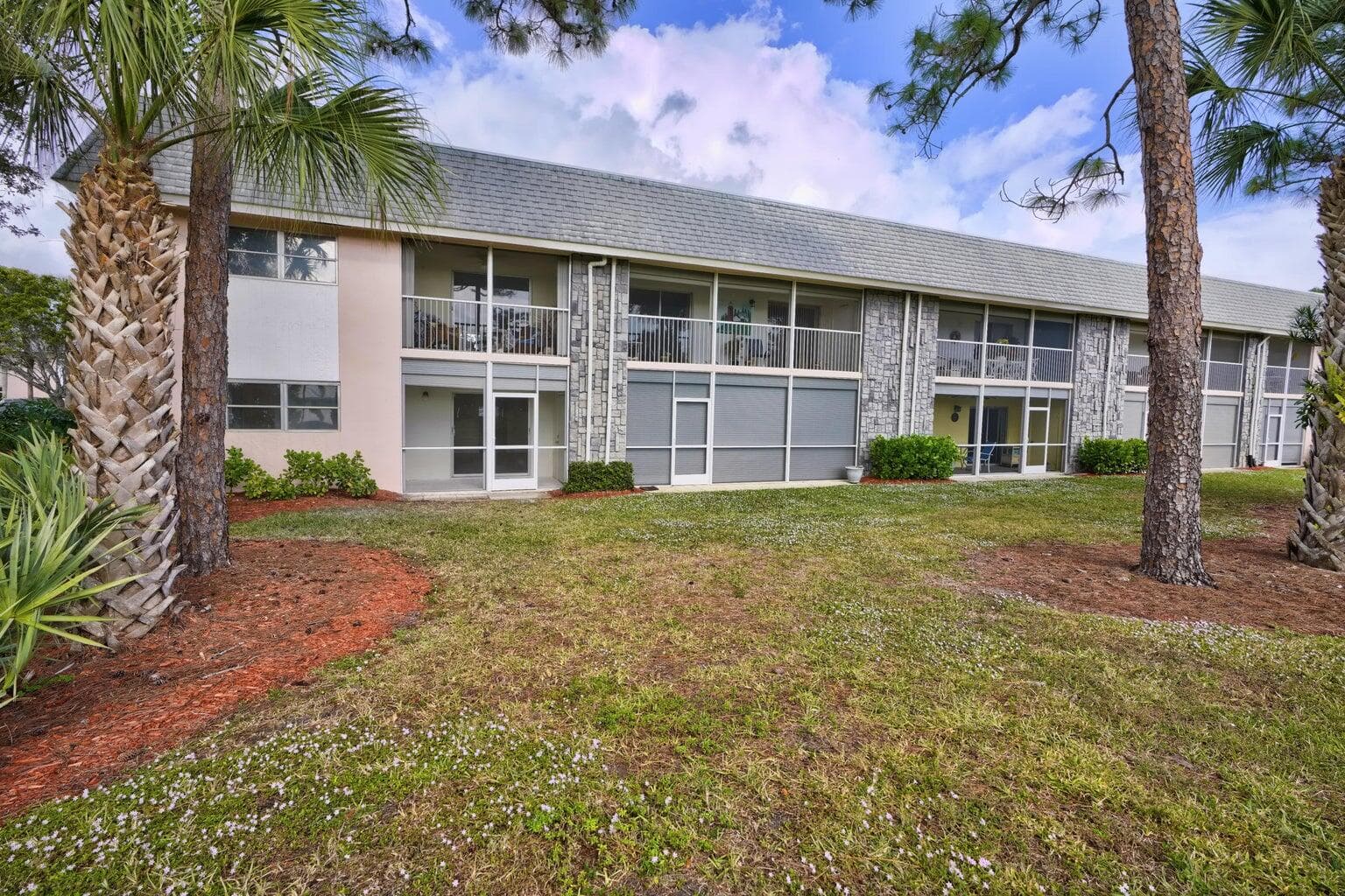 18081 SE Country Club Drive 265, Tequesta, FL 33469 — photo 13 of 20