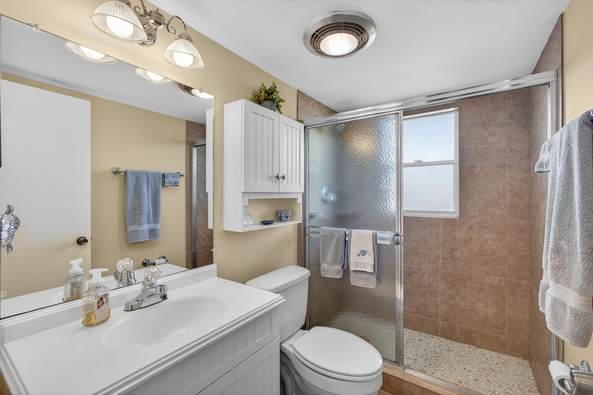 17 SE Turtle Creek Drive Unit D, Jupiter, FL 33469 — photo 15 of 36