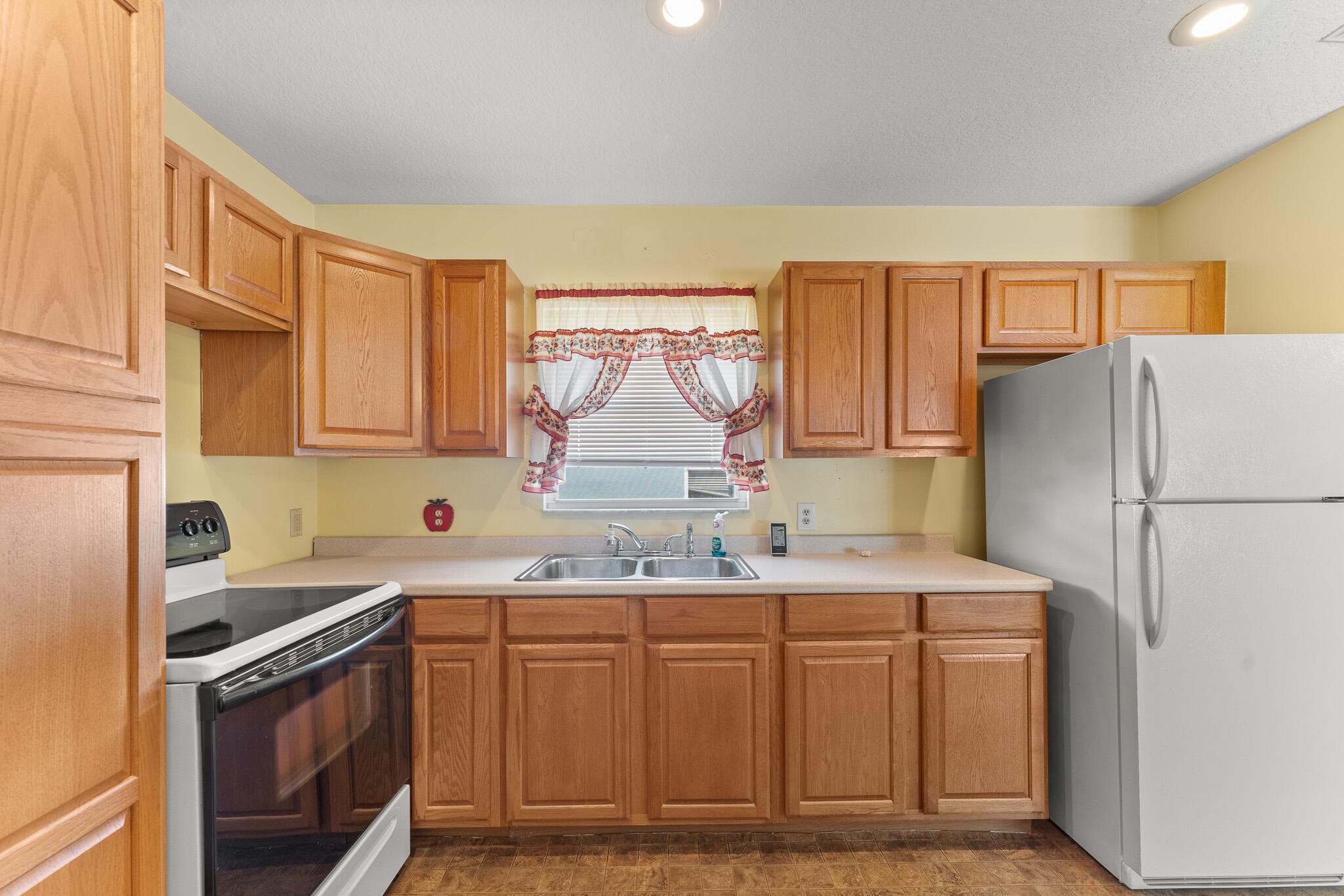 2850 SE Buccaneer Circle, Port St. Lucie, FL 34952 — photo 37 of 49