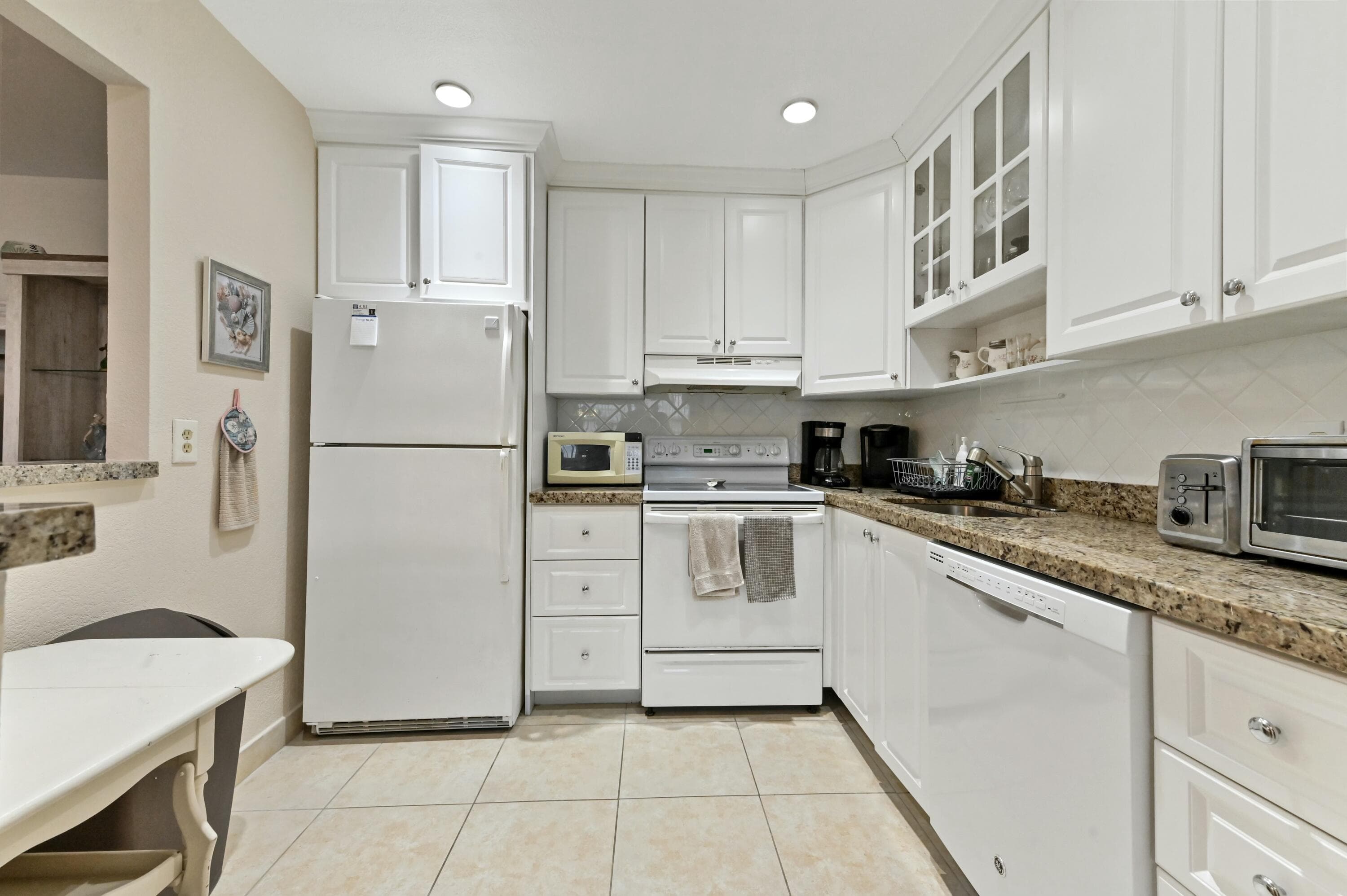 91 Waterford D, Delray Beach, FL 33446 — photo 14 of 37