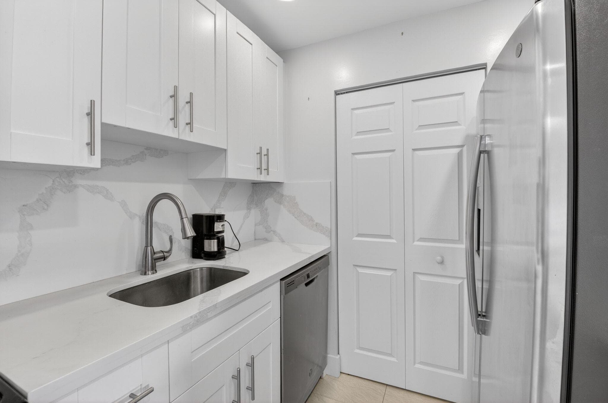 15453 Lakes Of Delray Boulevard 204, Delray Beach, FL 33484 — photo 11 of 46