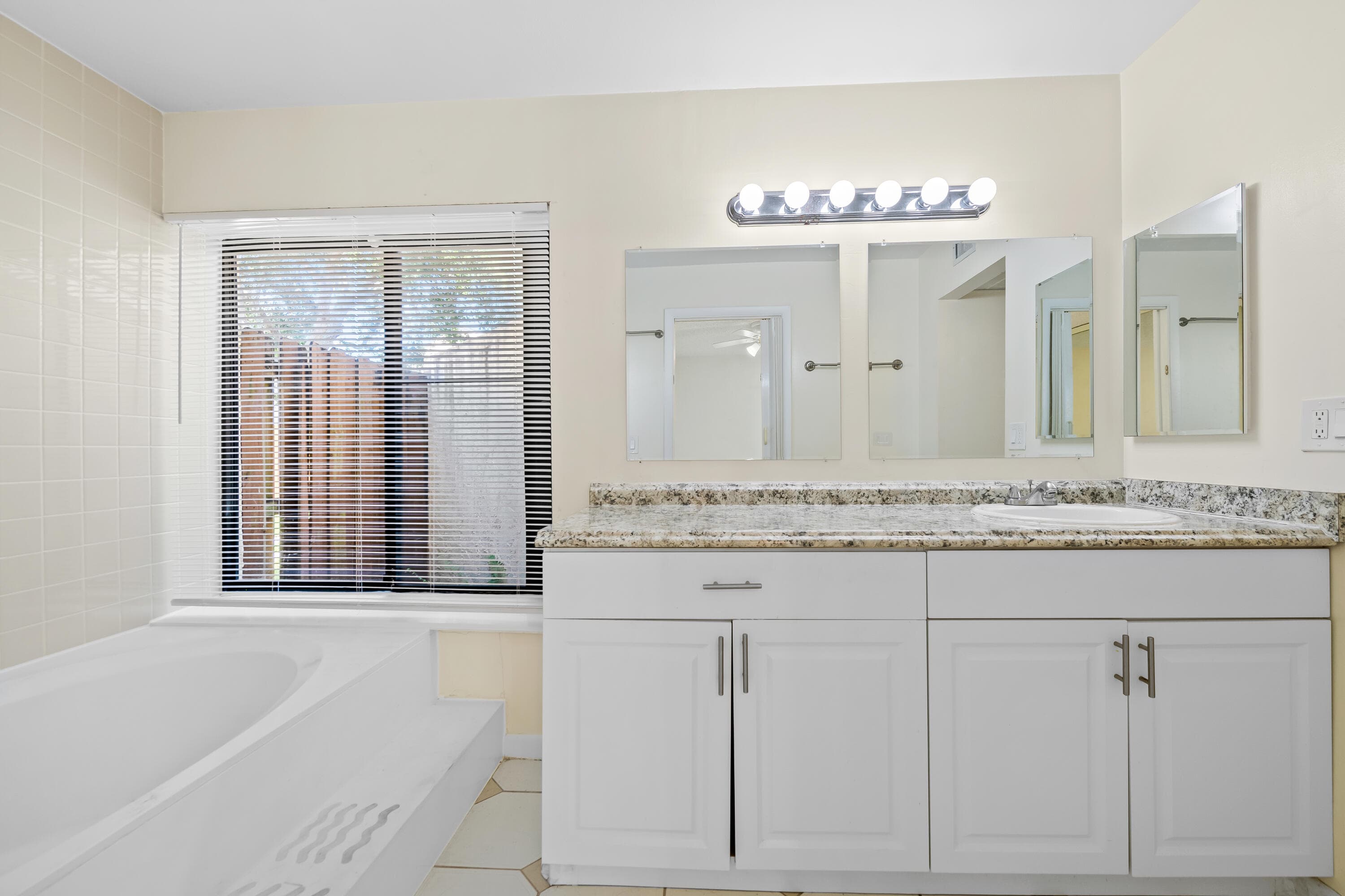 631 Executive Center Drive K104, West Palm Beach, FL 33401 — photo 8 of 14
