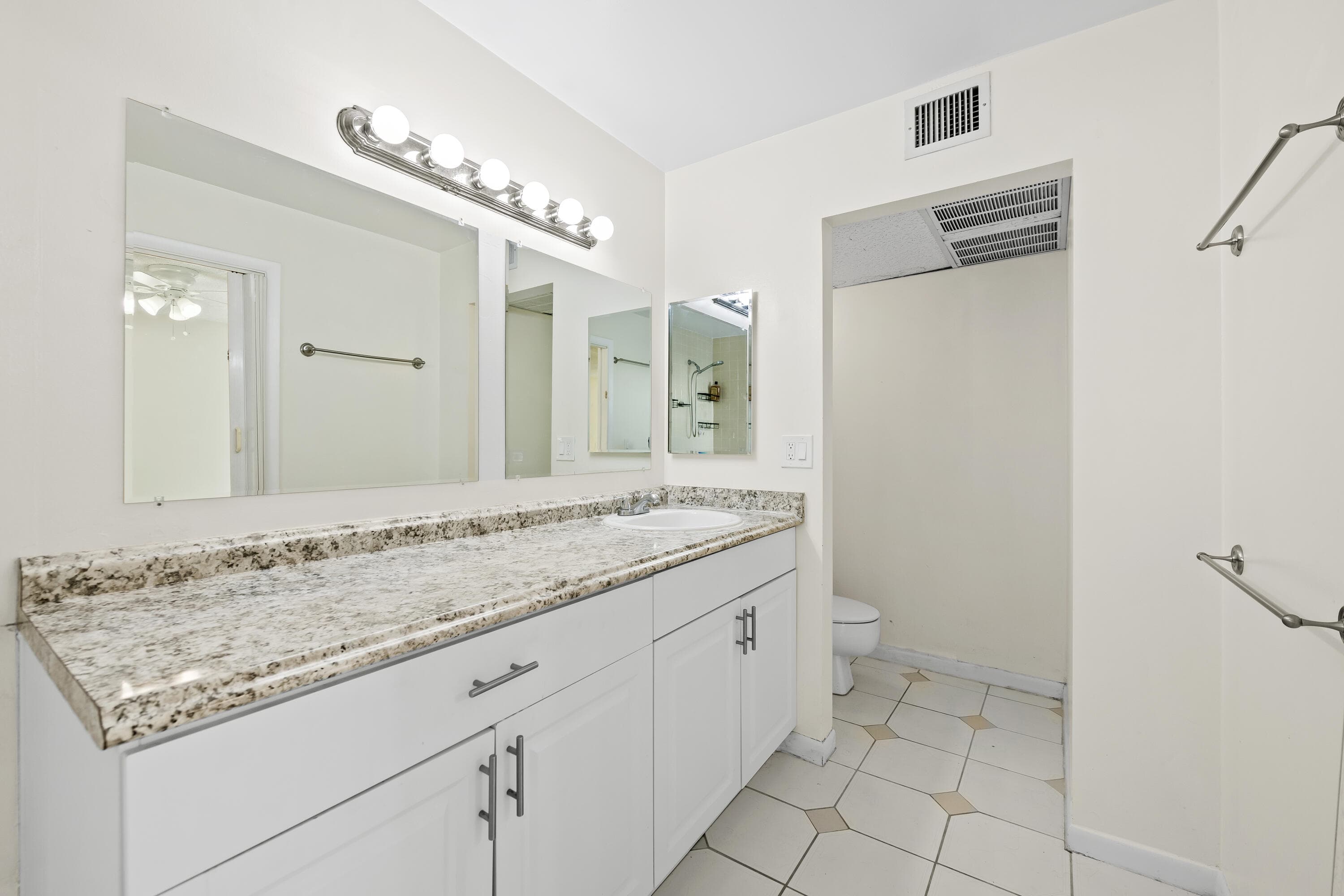 631 Executive Center Drive K104, West Palm Beach, FL 33401 — photo 9 of 14