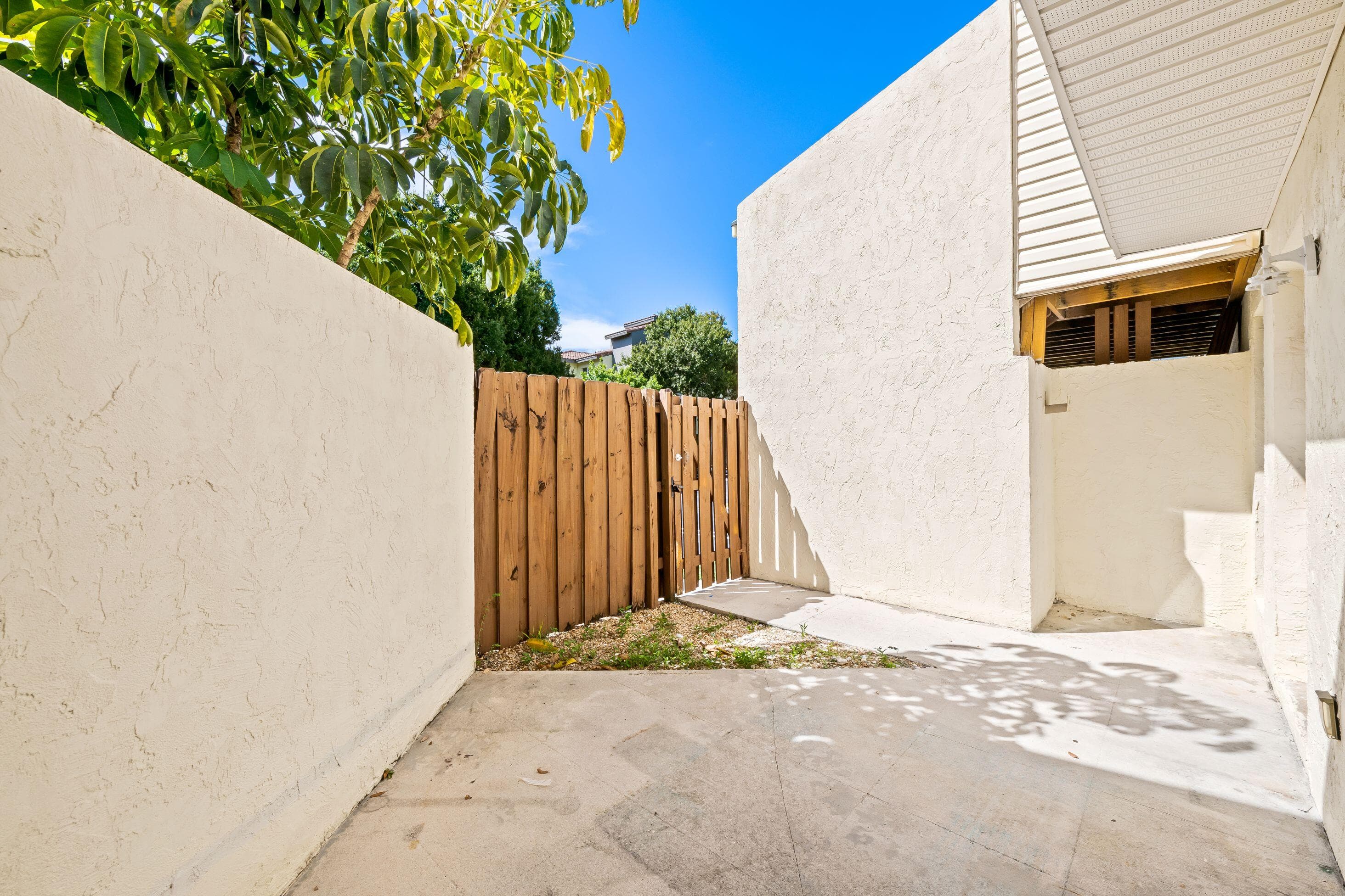 631 Executive Center Drive K104, West Palm Beach, FL 33401 — photo 14 of 14