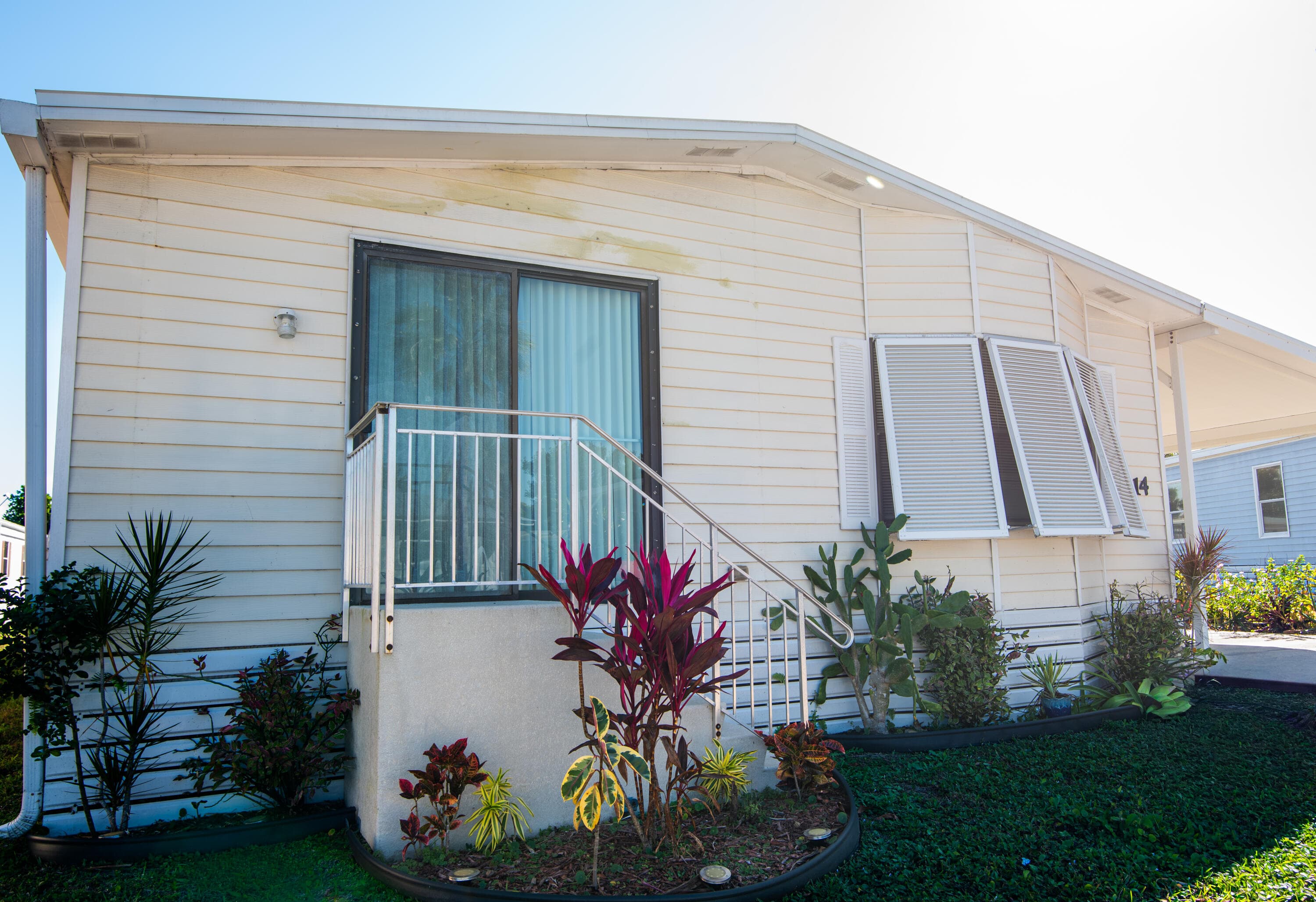 14 Jacaranda Lane, Port St. Lucie, FL 34952 — photo 4 of 43