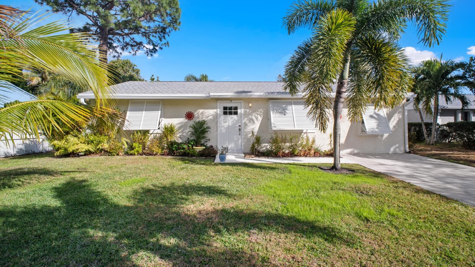 4643 Appaloosa Street, West Palm Beach, FL 33417 — photo 2 of 29