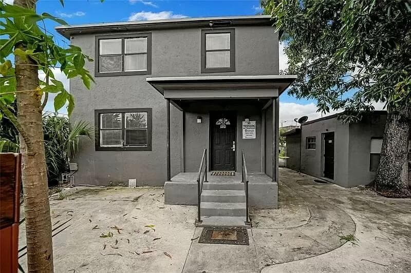 904 4th Street 2, West Palm Beach, FL 33401 — photo 2 of 47