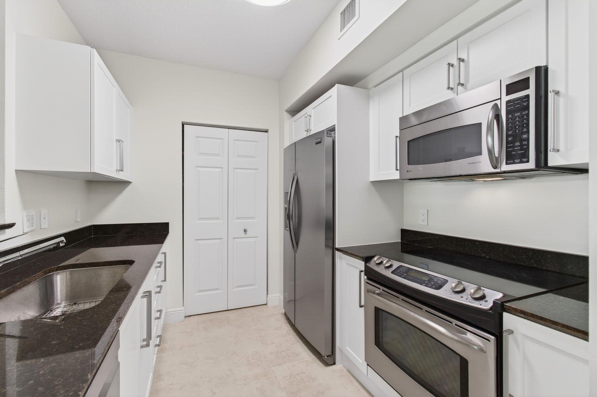 625 Casa Loma Boulevard 403, Boynton Beach, FL 33435 — photo 26 of 75