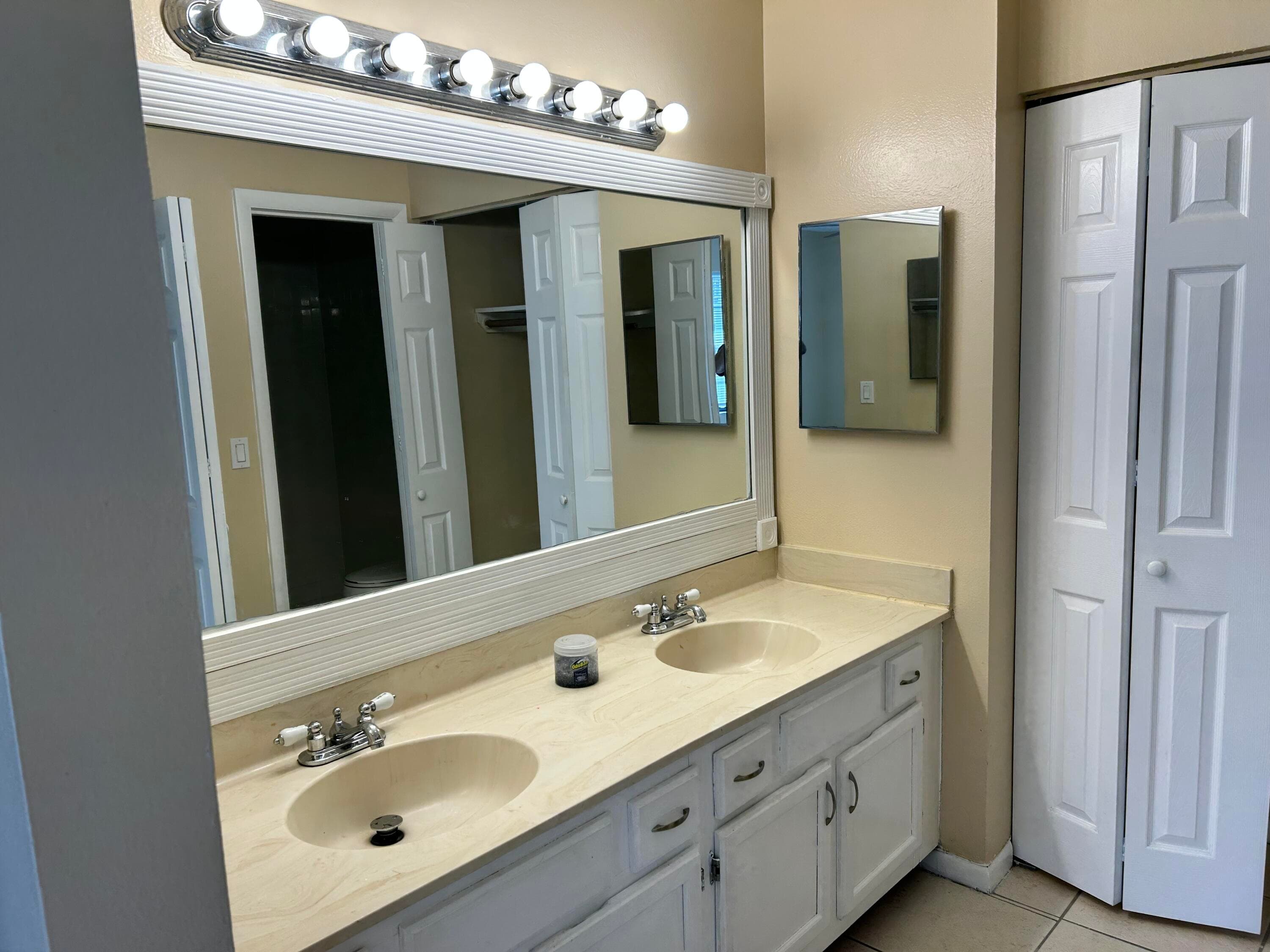 2513 S 17th Street 207, Fort Pierce, FL 34982 — photo 4 of 11