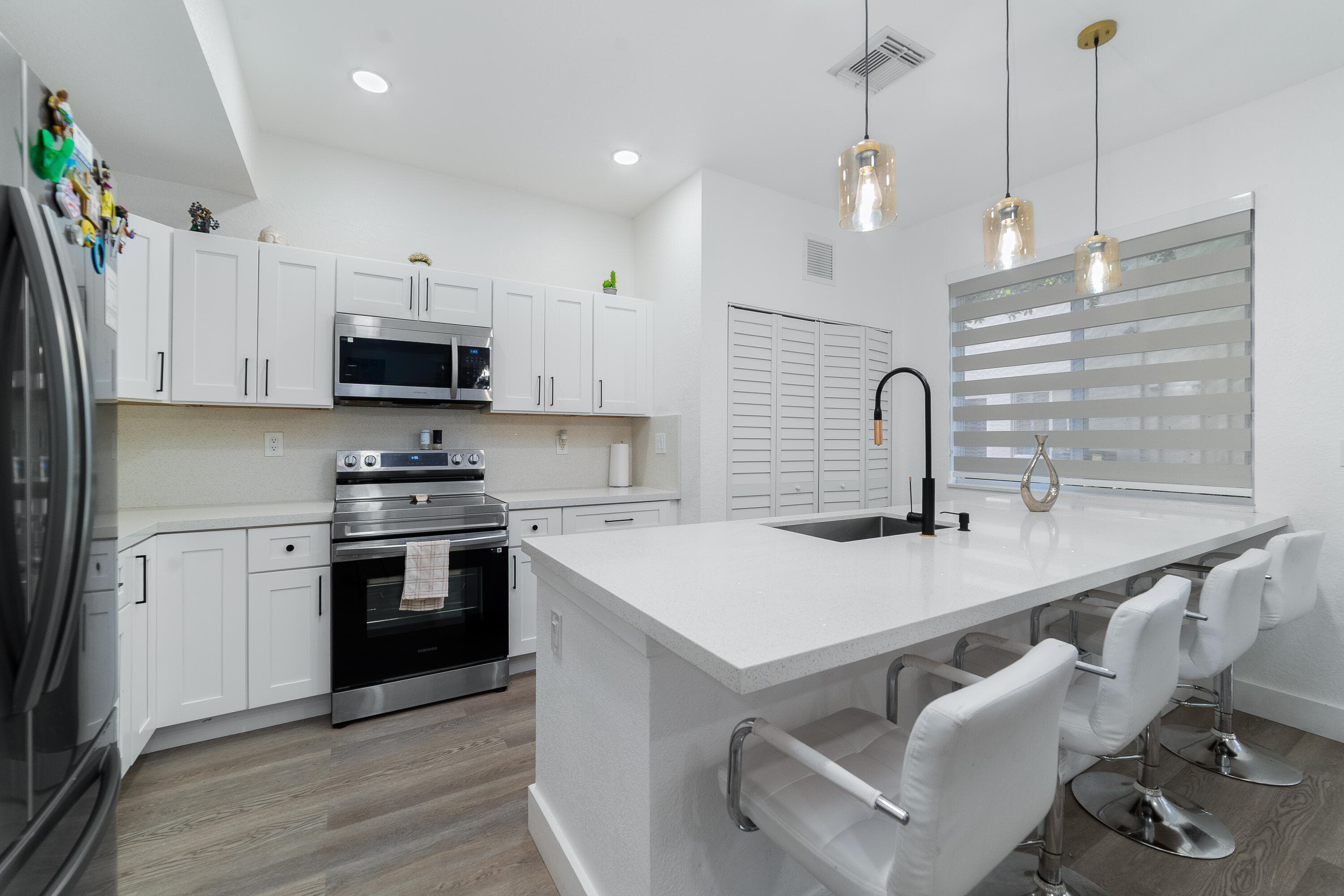 21105 NW 14th Place 4, Miami Gardens, FL 33169 — photo 2 of 66