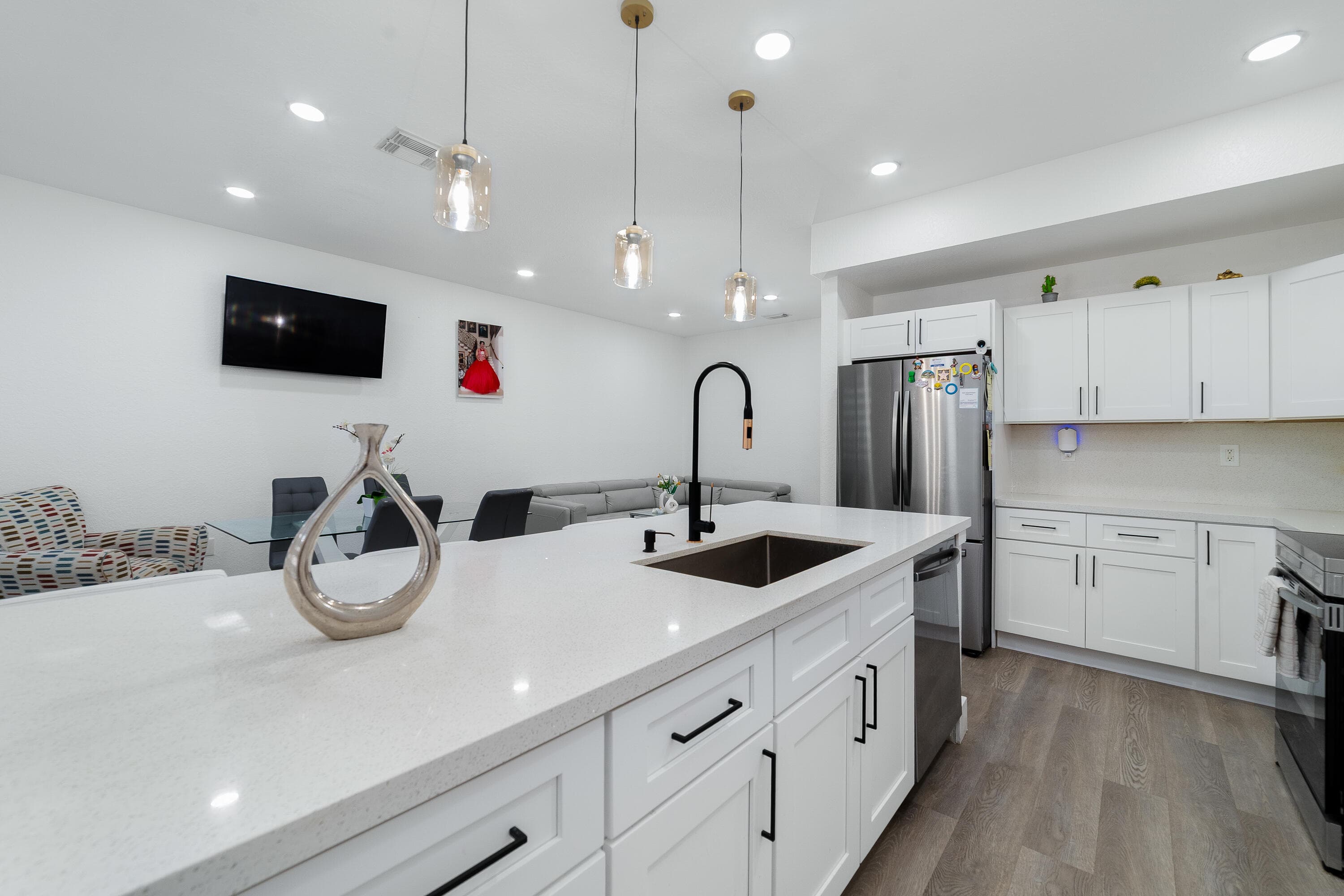 21105 NW 14th Place 4, Miami Gardens, FL 33169 — photo 1 of 66