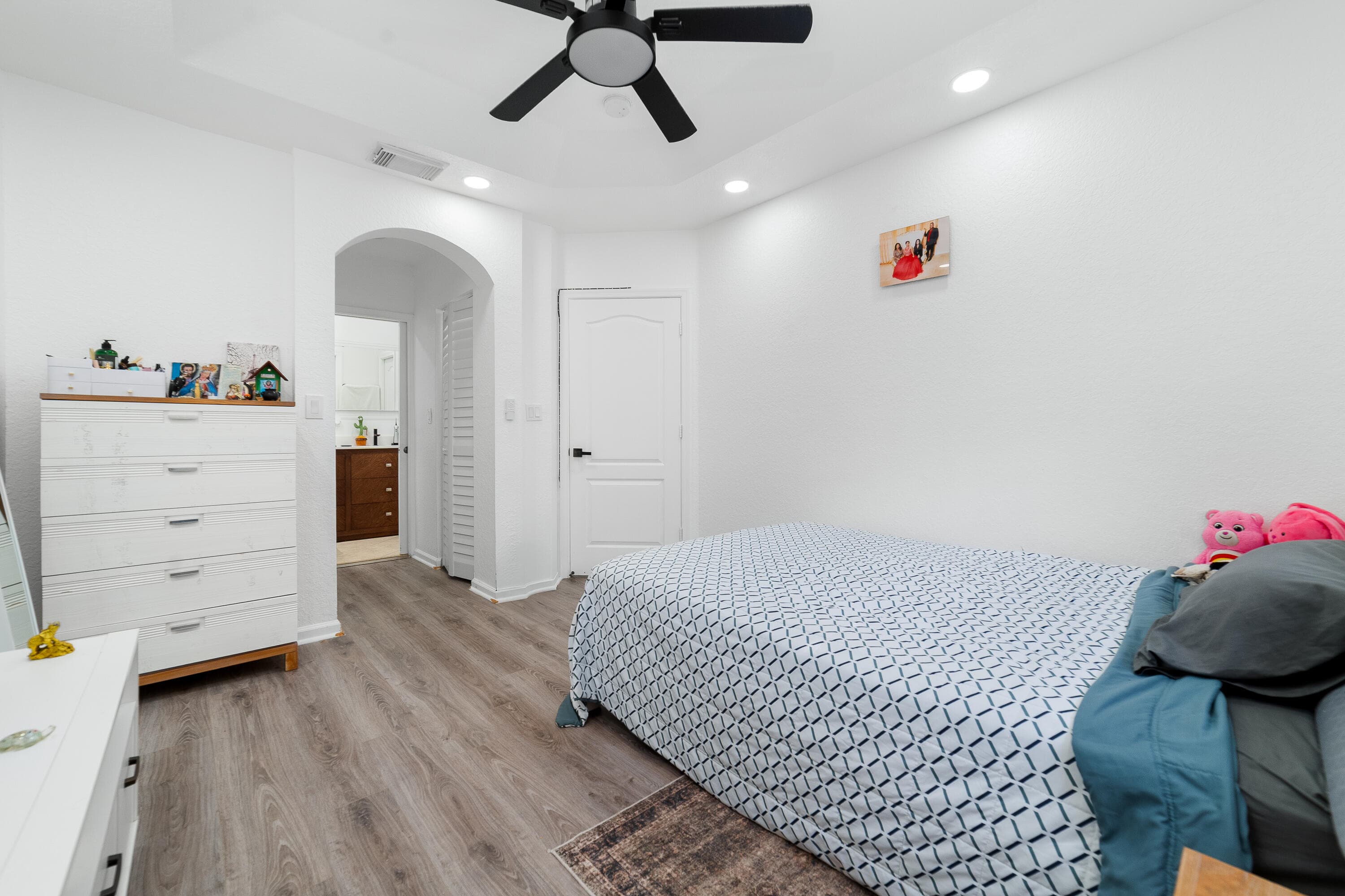 21105 NW 14th Place 4, Miami Gardens, FL 33169 — photo 34 of 66