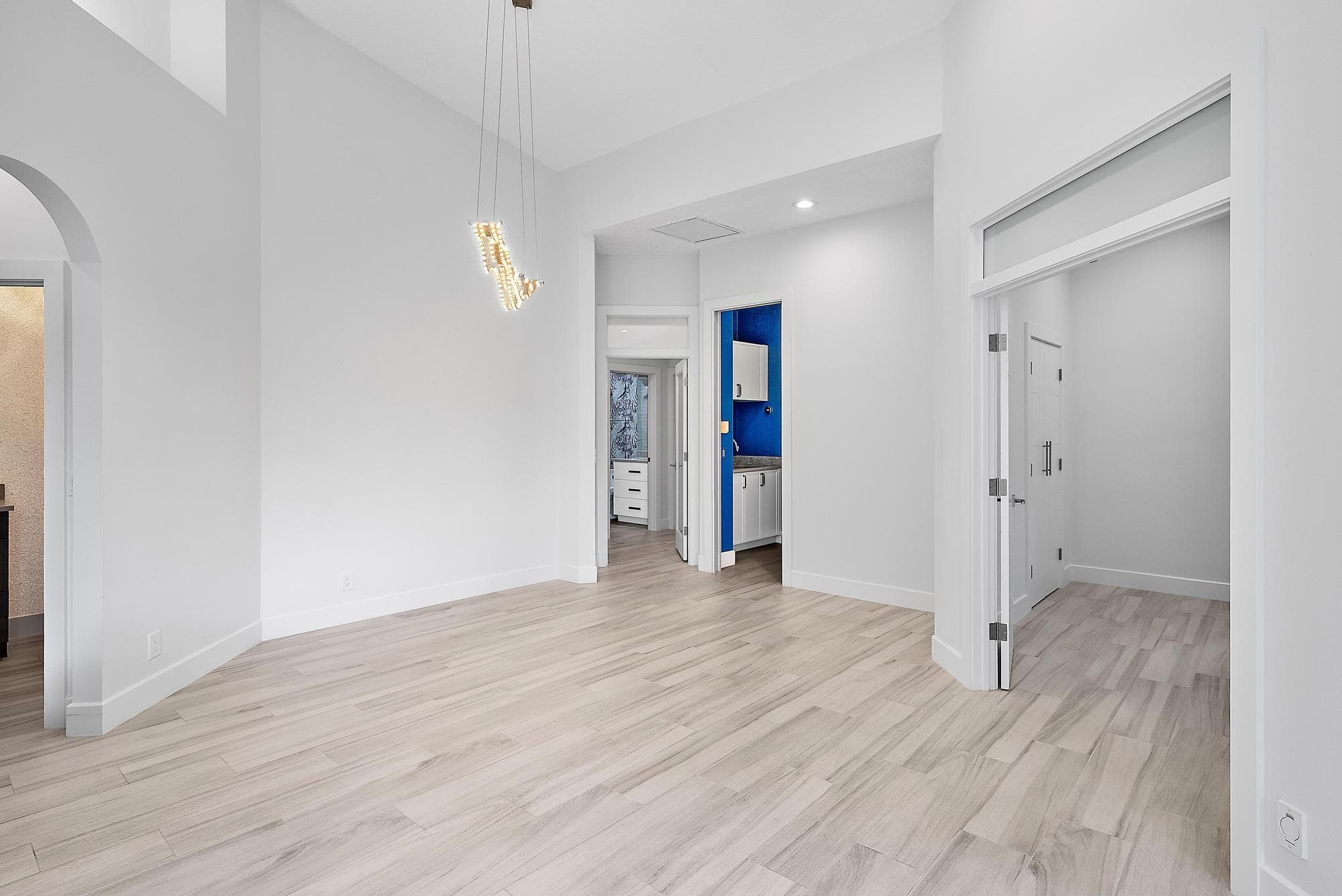 8110 Sandpiper Way, West Palm Beach, FL 33412 — photo 14 of 68