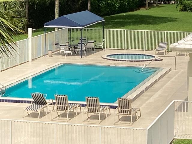 2621 Village Boulevard 104, West Palm Beach, FL 33409 — photo 14 of 17