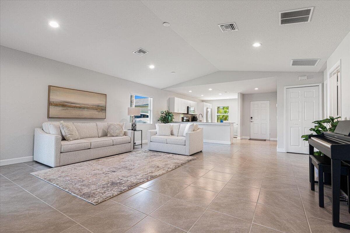 10 Juan Carlos Lane, Port St. Lucie, FL 34952 — photo 23 of 47