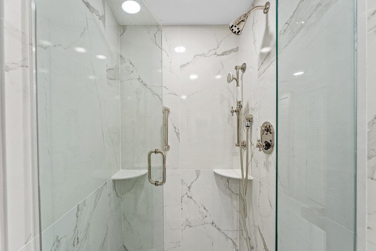 529 S Flagler Drive 8g, West Palm Beach, FL 33401 — photo 17 of 28