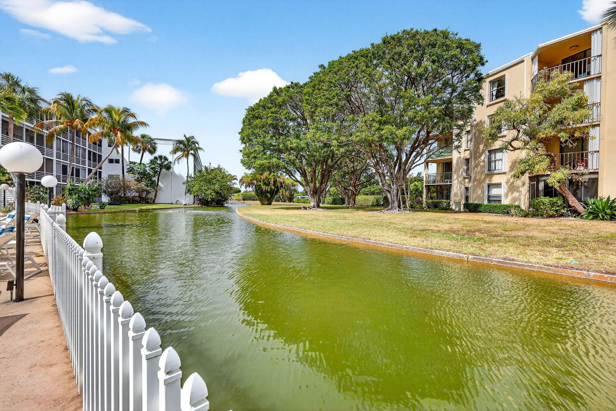890 N Federal Highway 403, Lantana, FL 33462 — photo 42 of 74