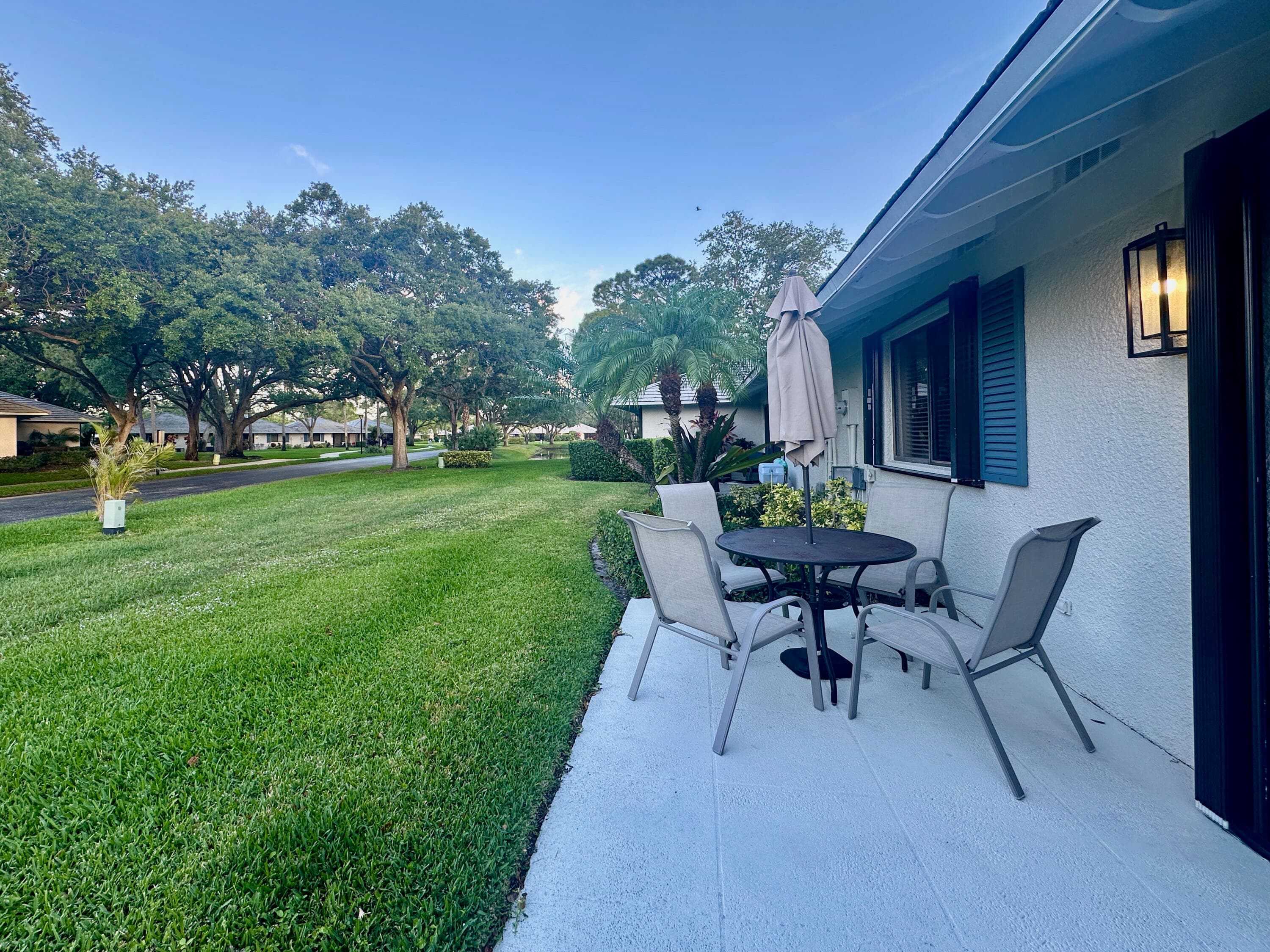 402 Club Drive, Palm Beach Gardens, FL 33418 — photo 9 of 11