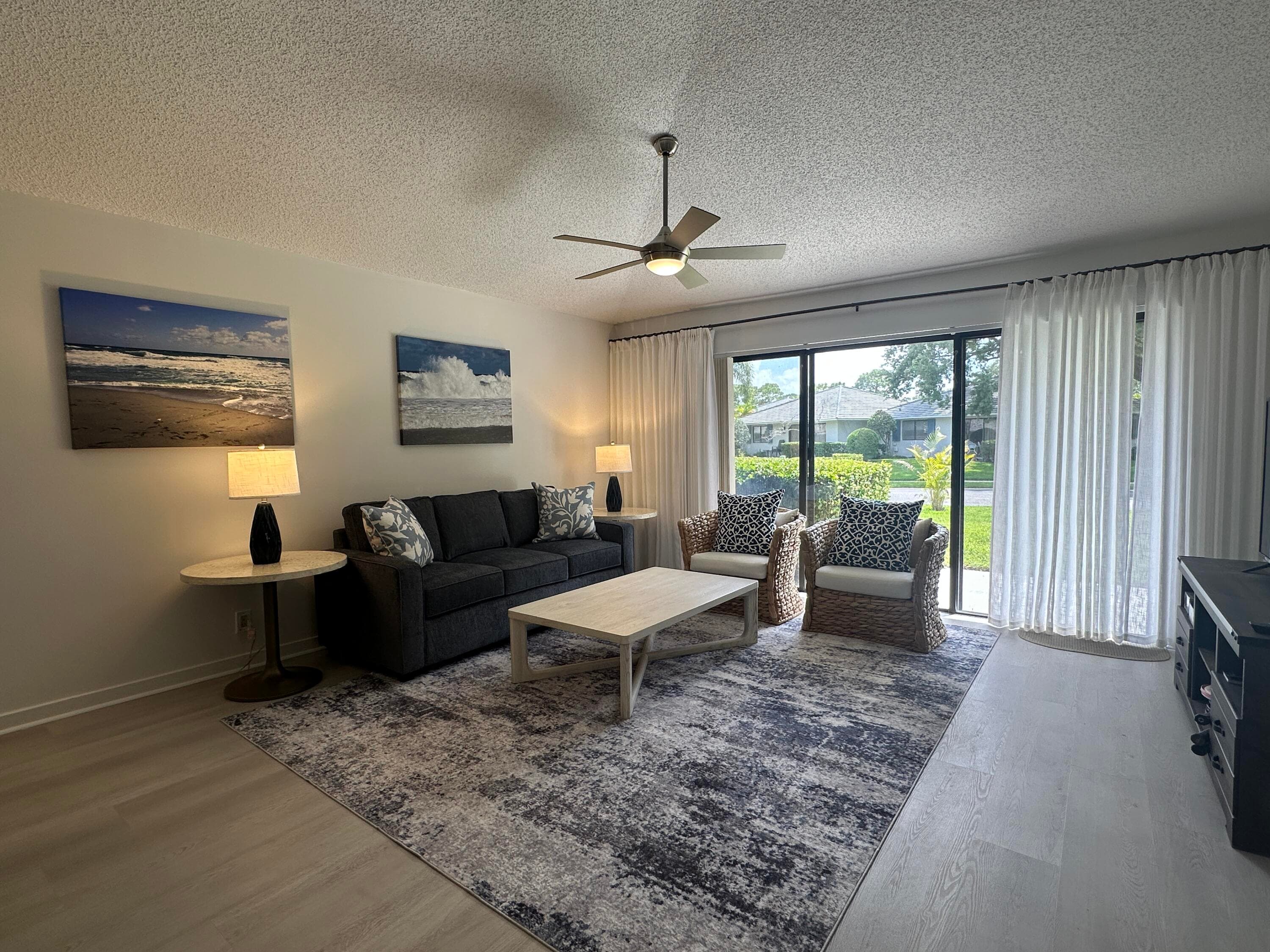 402 Club Drive, Palm Beach Gardens, FL 33418 — photo 2 of 11